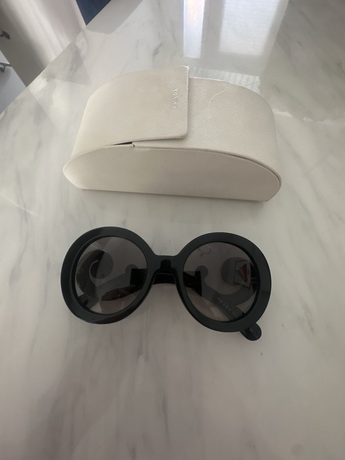 Prada pre-owned
