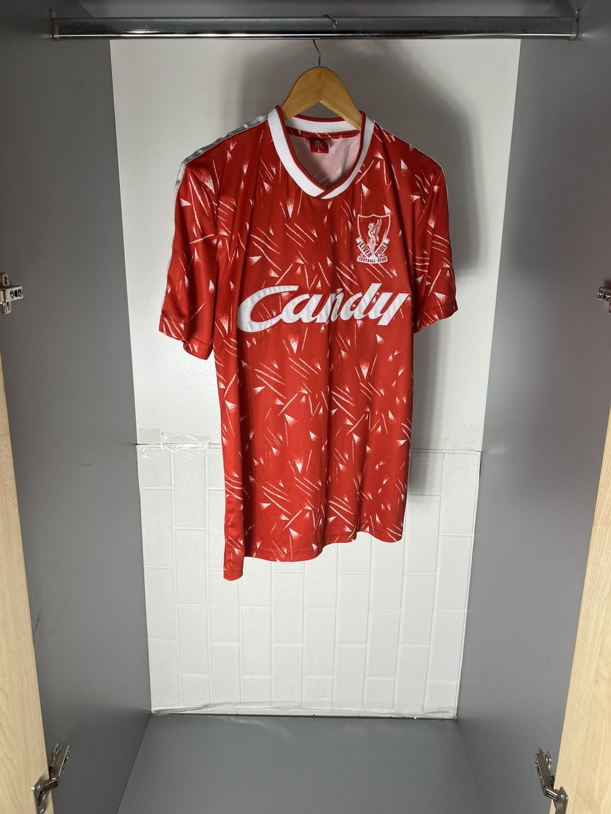 Vintage VERY RARE LIVERPOOL ENGLAND SOCCER JERSEY RETRO CANDY 90s Size US L / EU 52-54 / 3 - 4 Thumbnail