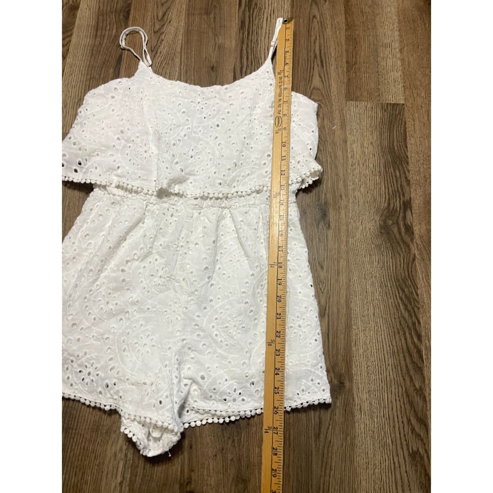 Vintage LA Hearts Romper Shirt Women’s Medium White Eyelet Shorts Romper Size 32" / US 10 / IT 46 - 5 Thumbnail