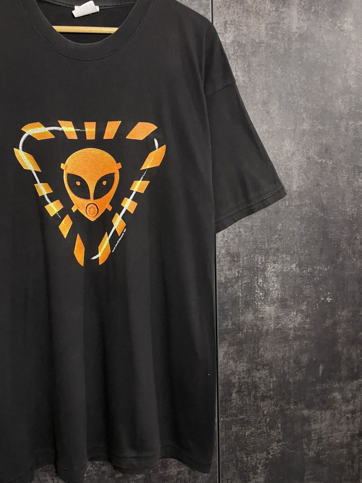 Vintage Vintage 1997 The X Files Movie Hazard Zone T-shirt Rock Band Size US L / EU 52-54 / 3 - 2 Thumbnail
