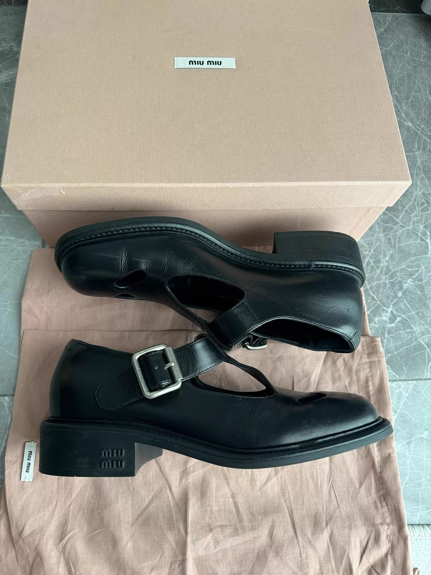Miu Miu MIU MIU Black Leather Buckle T-strap Mary Jane 38 Size US 7.5 / IT 37.5 - 8 Thumbnail