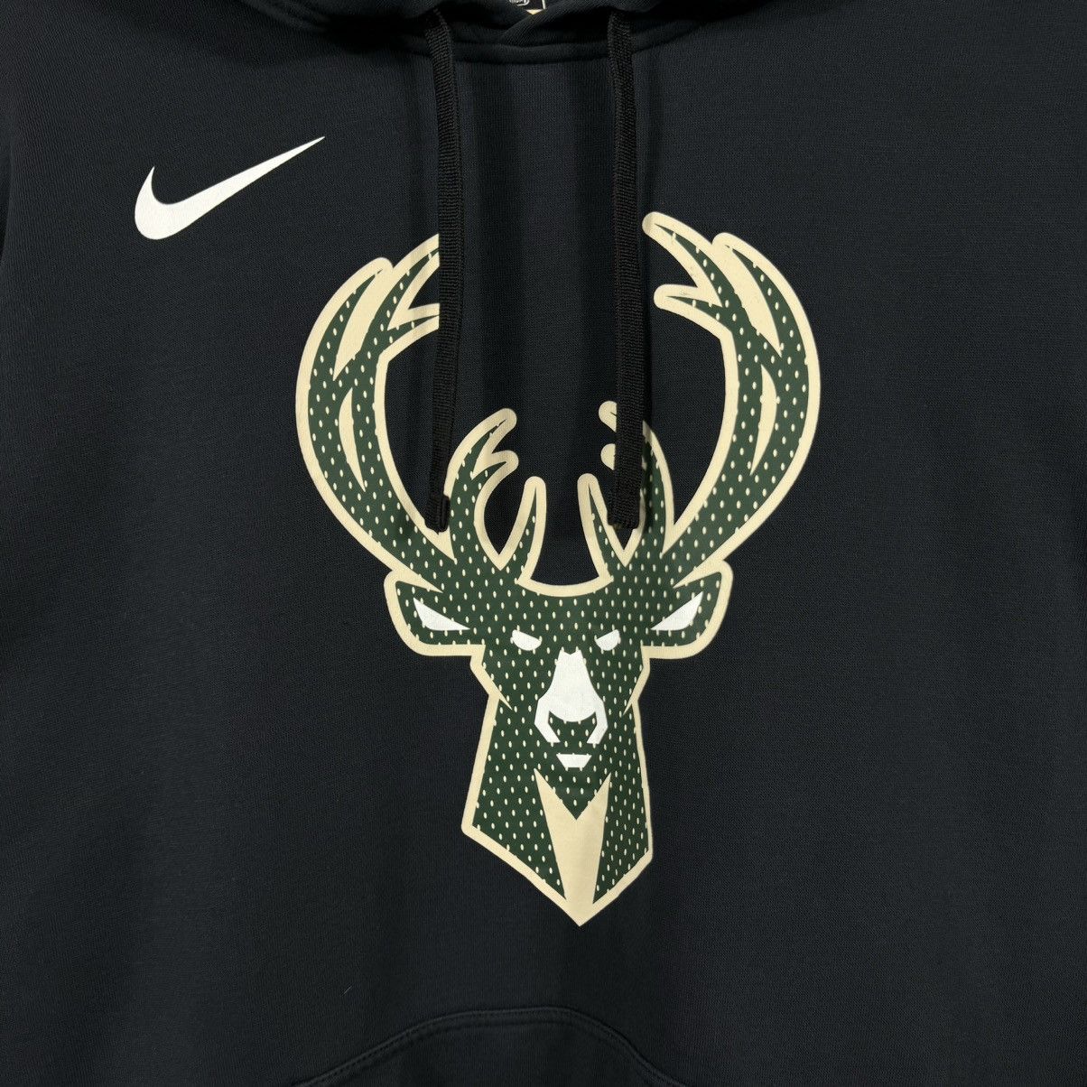 NBA Nike NBA Milwaukee Bucks Black Hoodie Size US L / EU 52-54 / 3 - 3 Thumbnail
