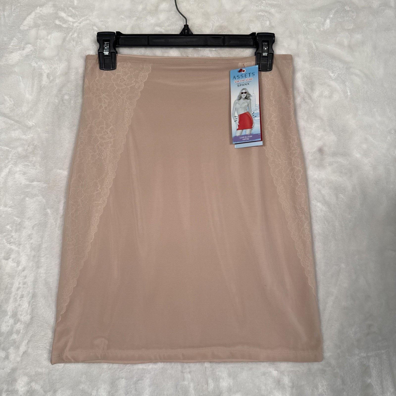 Spanx ASSETS SPANX Luxe Lean Half Slip Super Control Skirt Nude Ro Size ONE SIZE - 1 Thumbnail