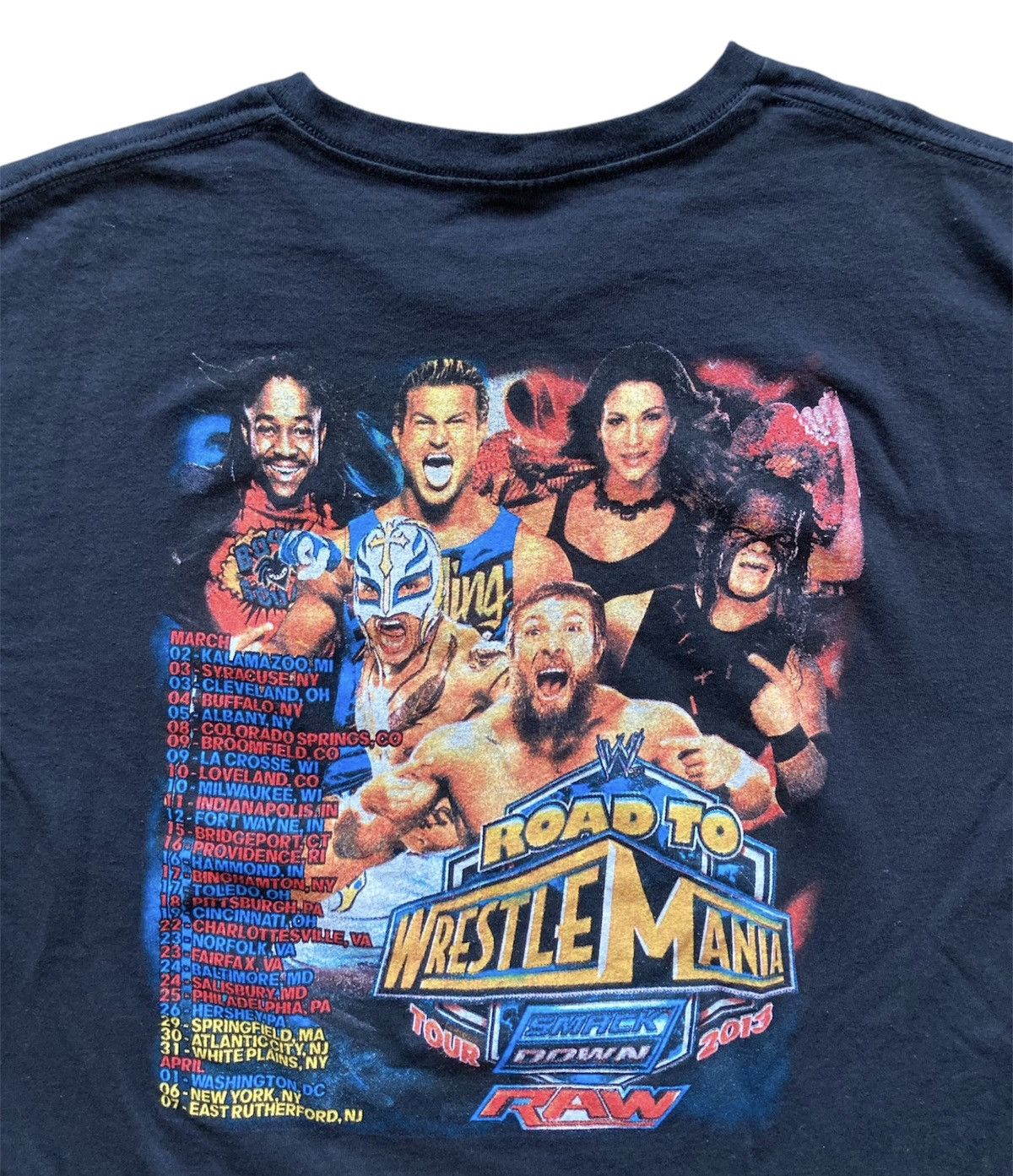 Vintage 2013 WWE Smack Down Raw Tour Shirt Wrestling Rap Tee Style Size US XL / EU 56 / 4 - 6 Thumbnail