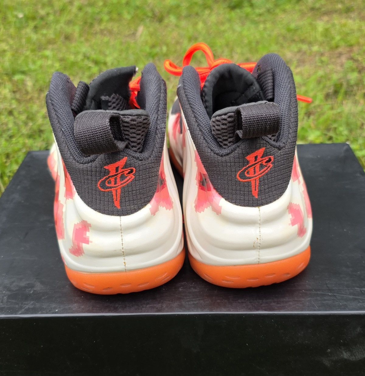 Nike 🔥Nike Foamposite “Thermal Map” 2013 8M Size US 8 / EU 41 - 4 Thumbnail