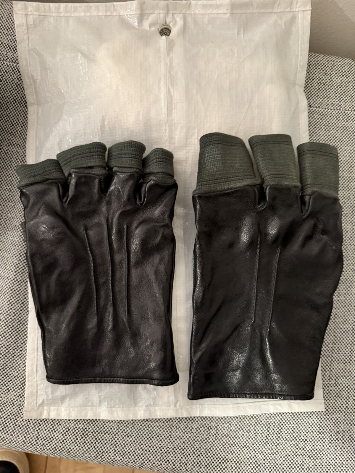 Carol Christian Poell Carol Christian Poell gloves Size ONE SIZE - 5 Thumbnail