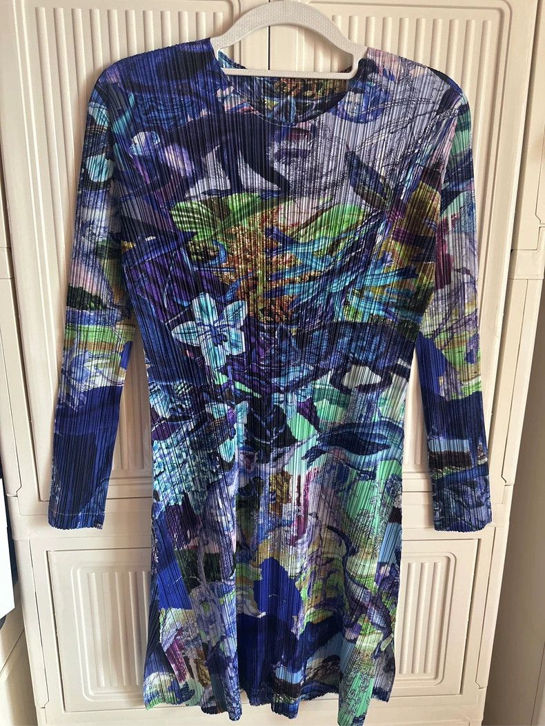 Issey Miyake Issey Miyake size:3 Blue patterned pleated dress Size XS / US 0-2 / IT 36-38 - 2 Thumbnail
