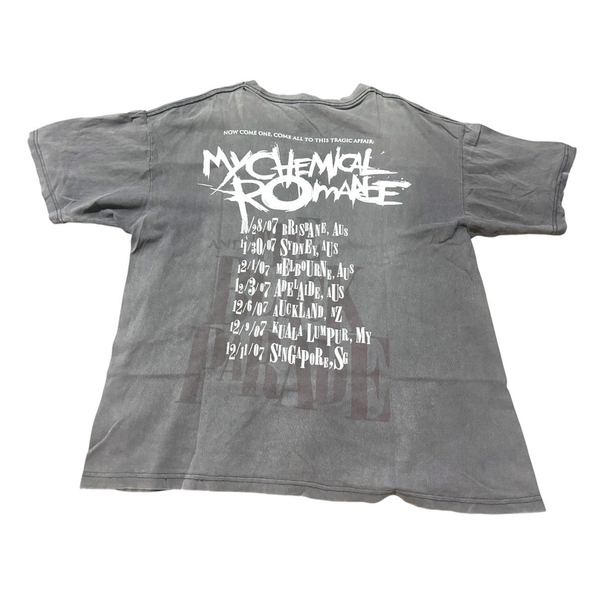 Vintage THRASHED VINTAGE My Chemical Romance The Black Parade Tee Size US L / EU 52-54 / 3 - 2 Thumbnail