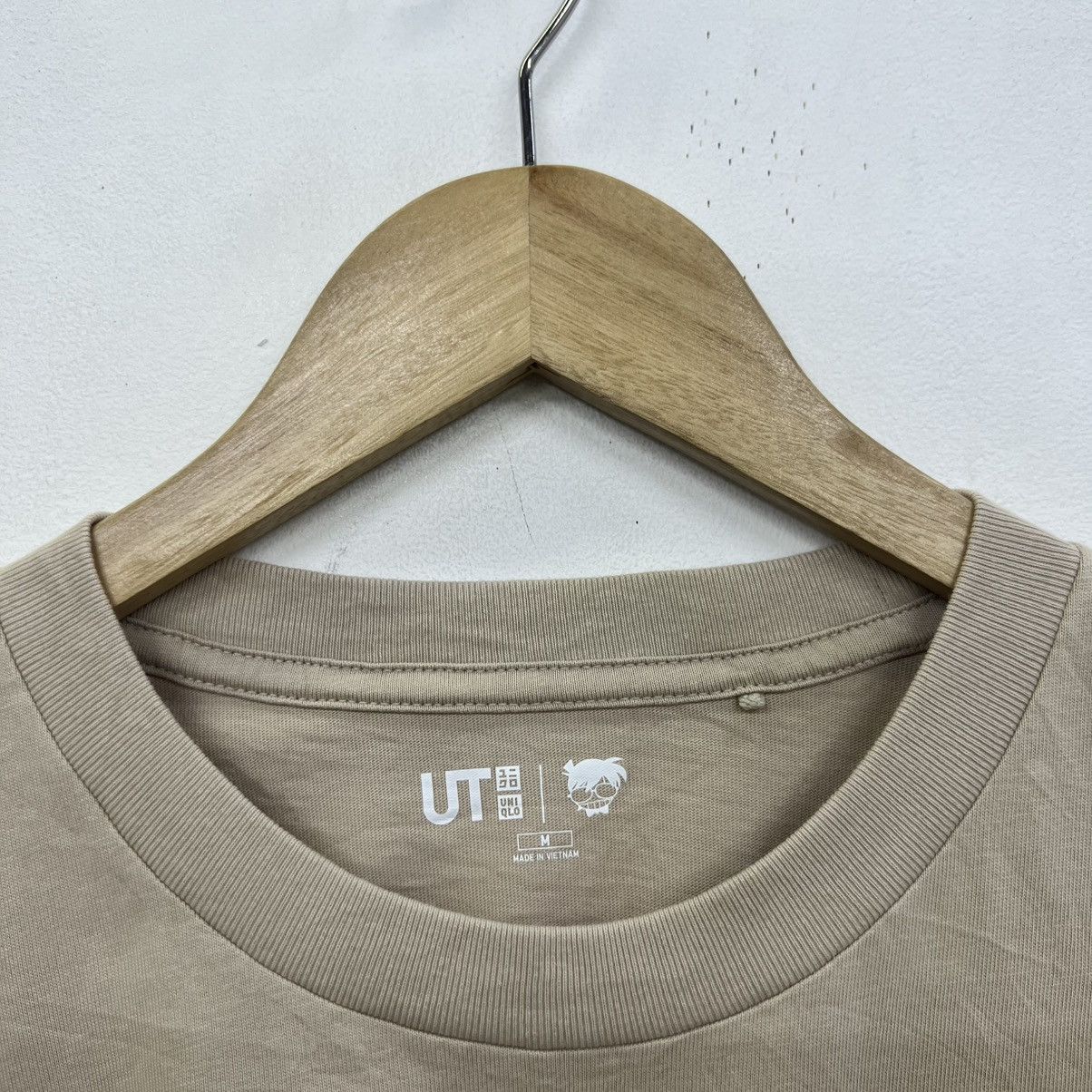 Cartoon Network × Uniqlo UNIQLO X DETECTIVE CONAN ANIME SINGLE POCKET BACKHIT TSHIRT Size US M / EU 48-50 / 2 - 10 Thumbnail