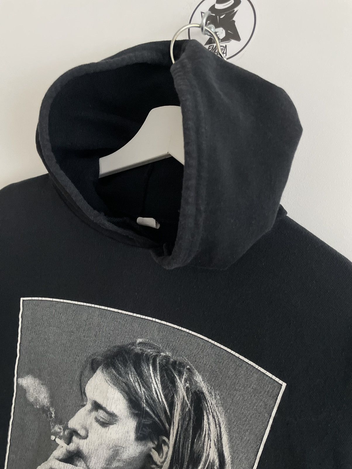 Band Tees × Vintage Vintage 90s Nirvana Kurt Cobain Faded Hoodie Size L Size US M / EU 48-50 / 2 - 7 Thumbnail