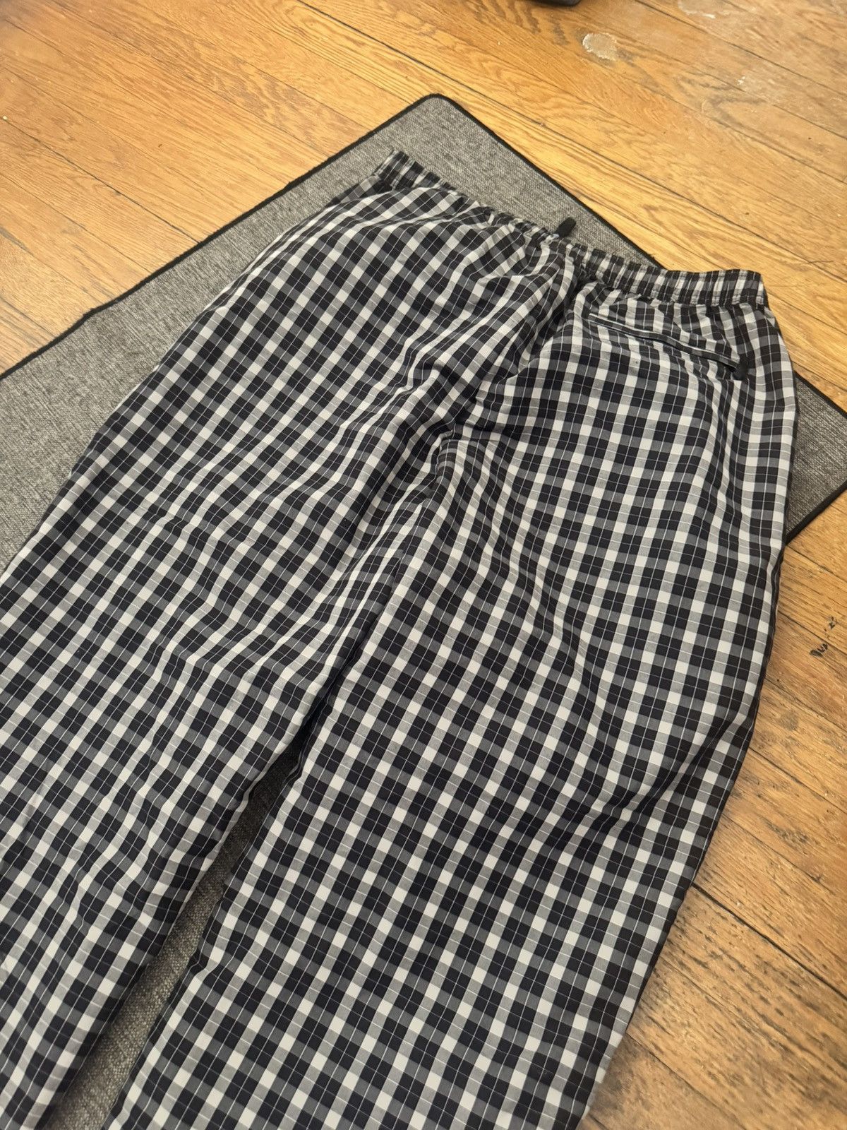 Supreme Supreme Plaid Nylon Track Pants Size US 36 / EU 52 - 3 Thumbnail