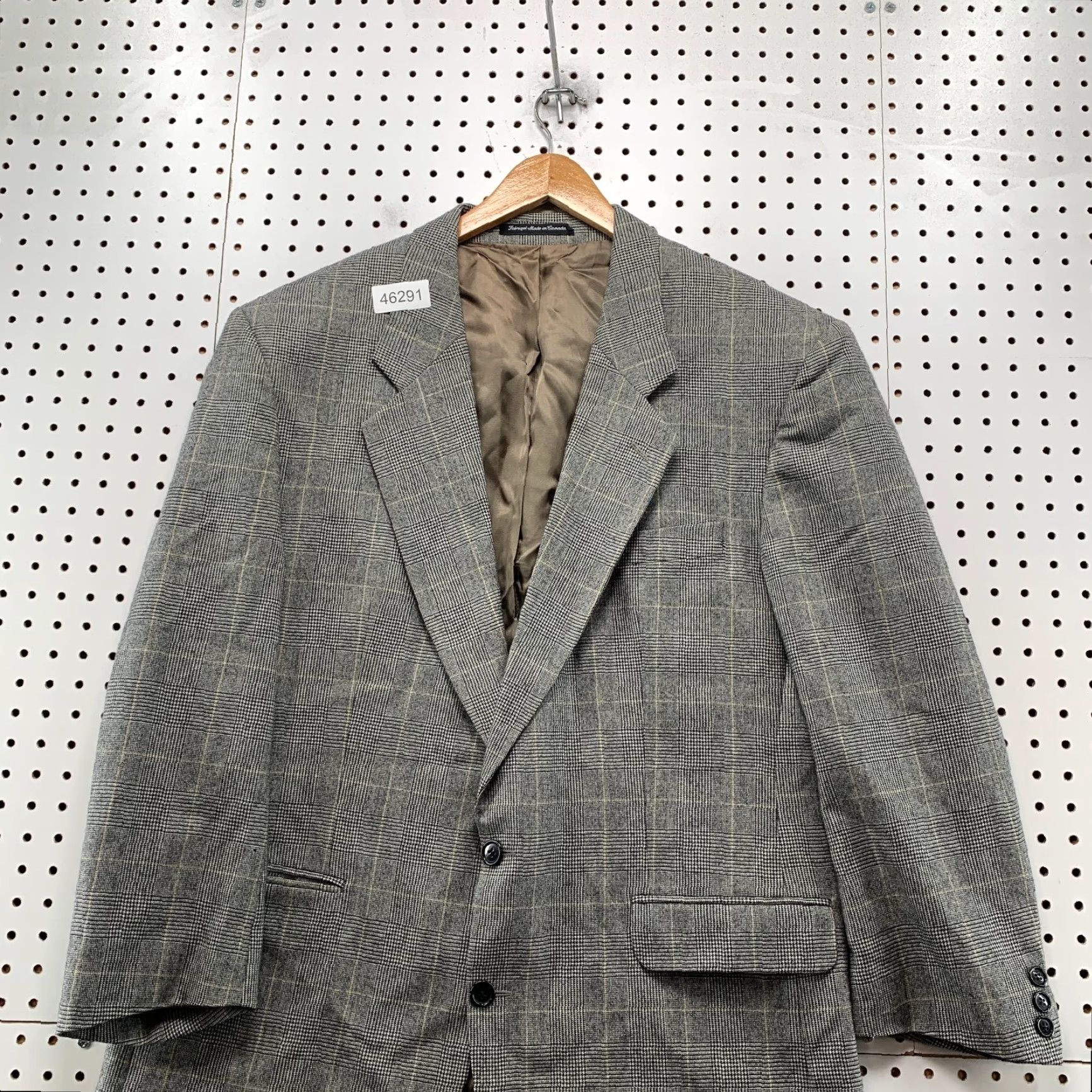 Vintage VINTAGE Bachrach Wool Sports Coat Blazer 44/46 Gray Plaid Canada Jacket Mens Blazer Wool Tweed Notch Lapel Vintage Size 44R - 2 Thumbnail