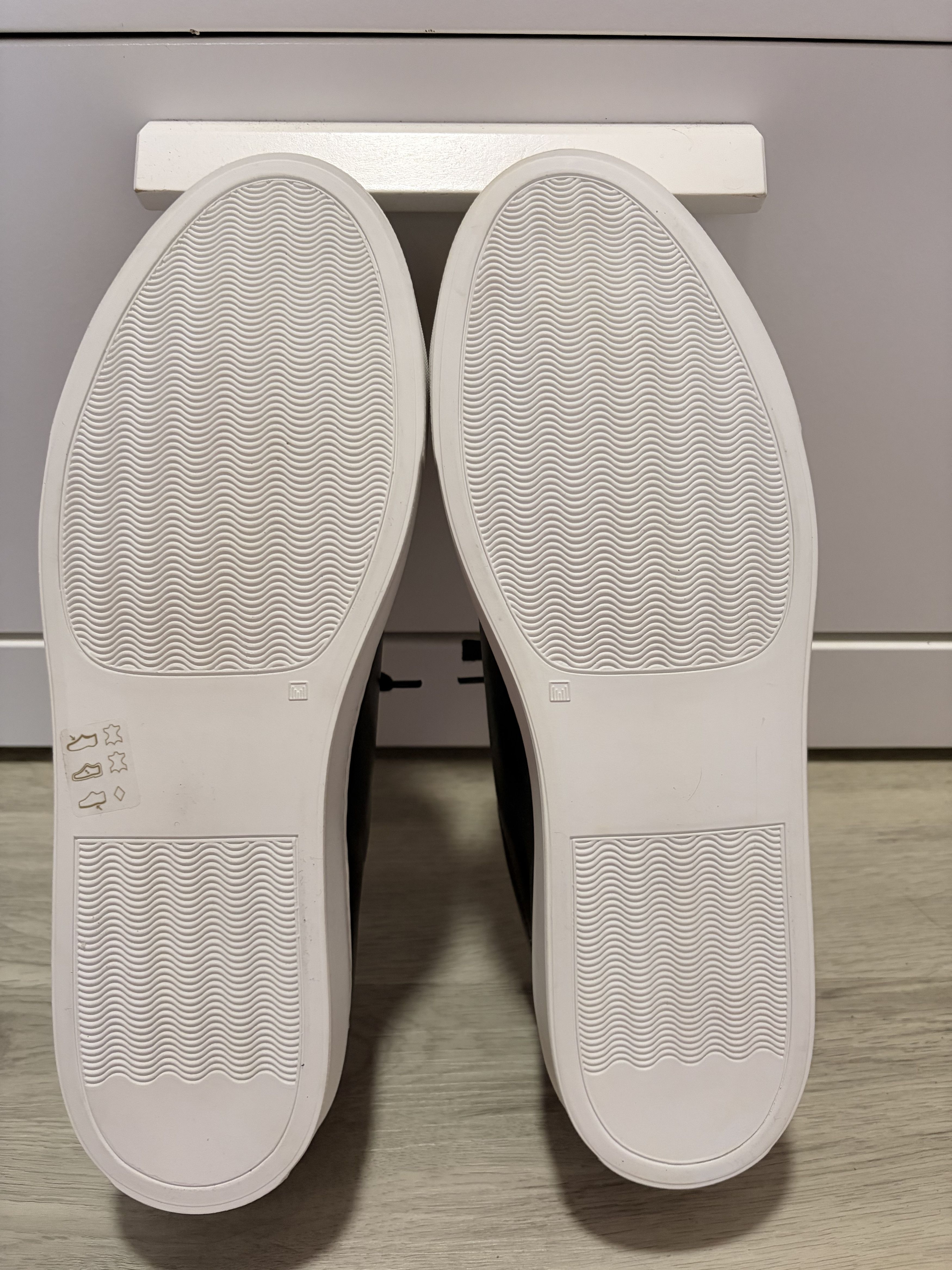 Common Projects Common Projects Achilles Low Sneakers Size US 10 / EU 43 - 5 Thumbnail