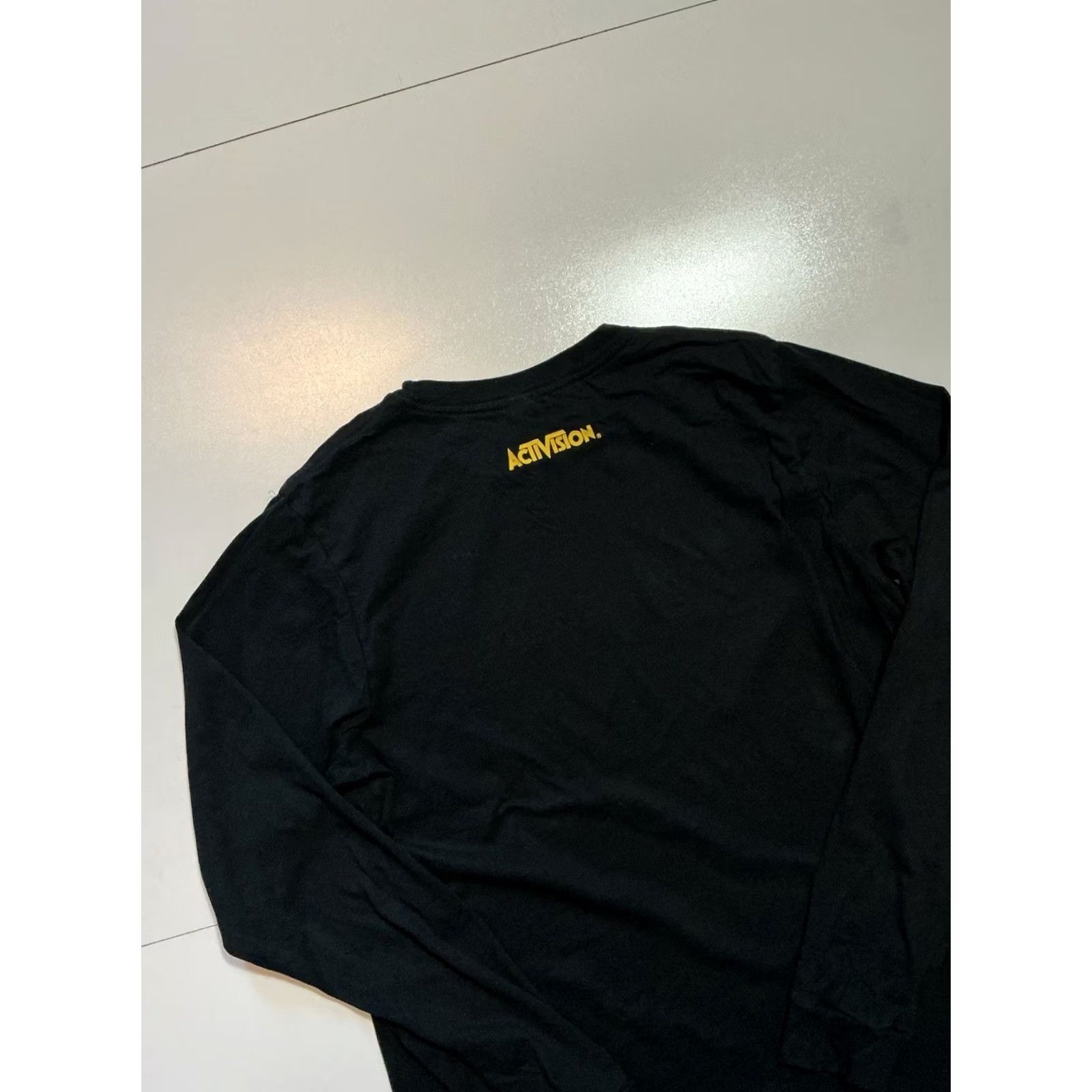 Vintage VINTAGE Activision All In Video Game Gaming Promo Black Graphic Long Sleeve T-Shirt Sz.L Mens Large Black Graphic T-Shirt Games Promo 90s Size US L / EU 52-54 / 3 - 4 Thumbnail