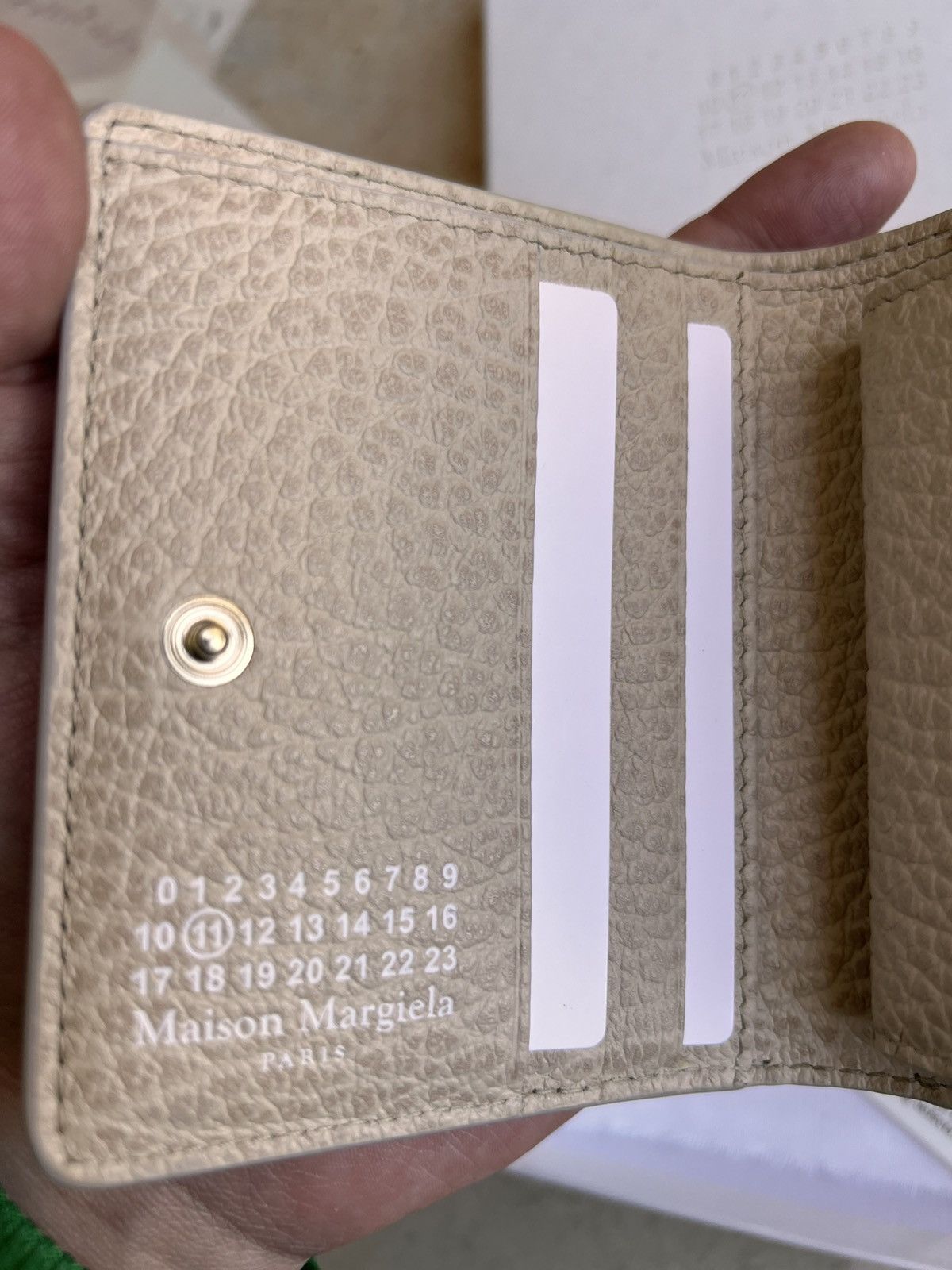 Maison Margiela Maison Margiela Leather Wallet Beige grain 11 cards holder Size ONE SIZE - 9 Thumbnail