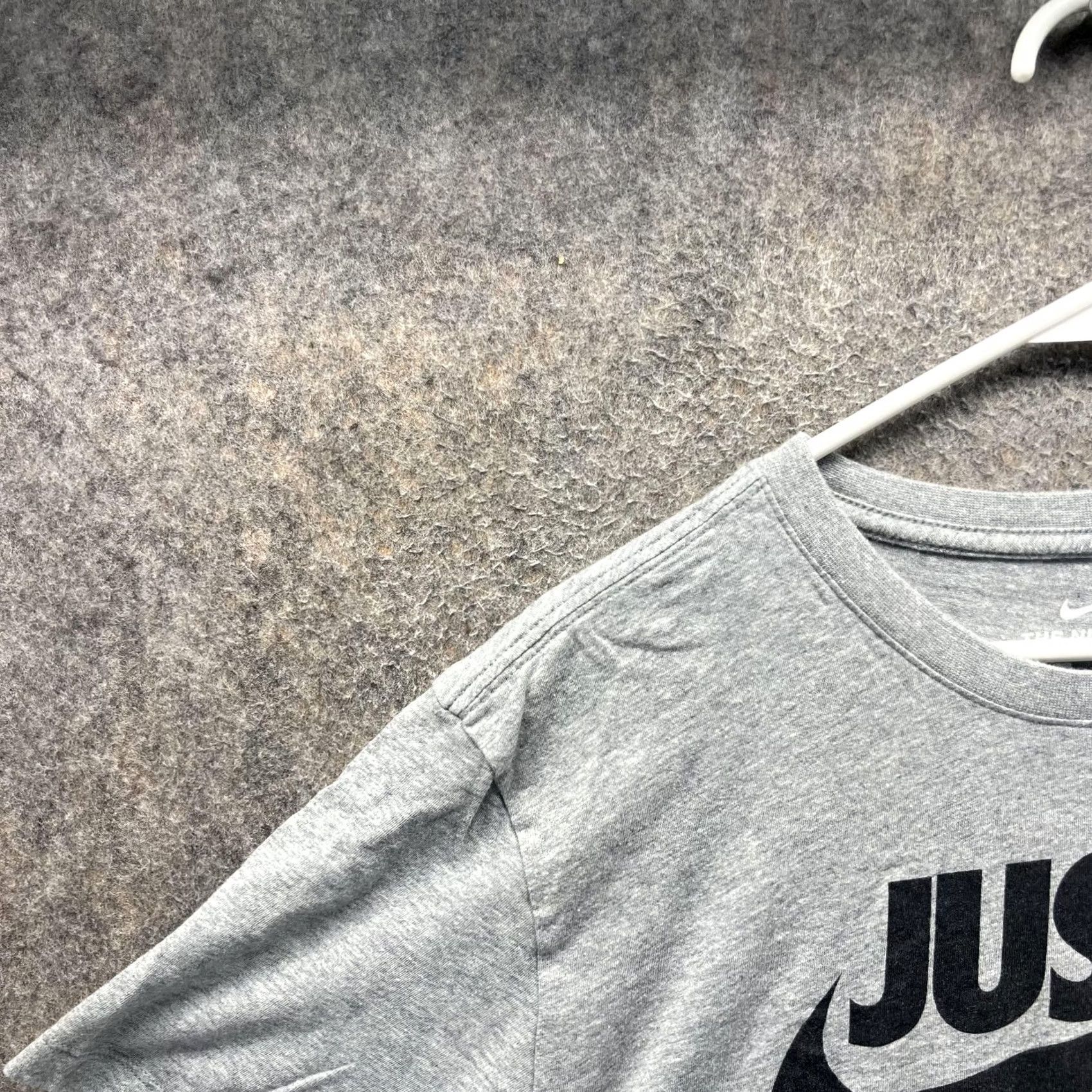 Nike Nike Shirt Mens Large Gray Just Do It Swoosh Graphic Tee Cotton Casual Size US L / EU 52-54 / 3 - 4 Thumbnail