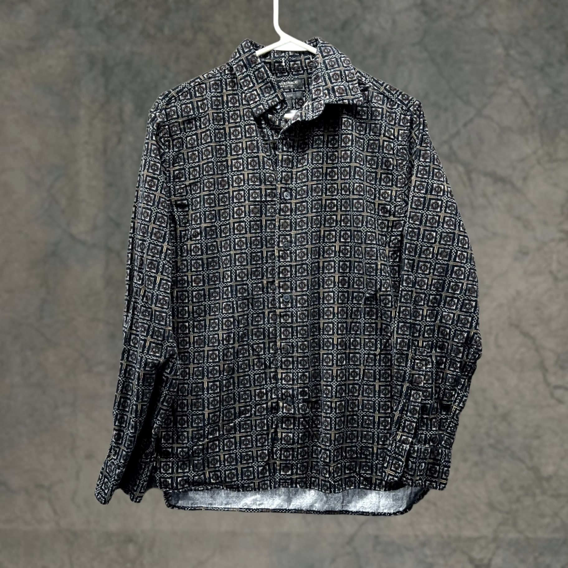 Banana Republic VINTAGE Banana Republic Shirt Men Small Adult Black Casual Button Down All over Print Size US S / EU 44-46 / 1 - 1 Thumbnail