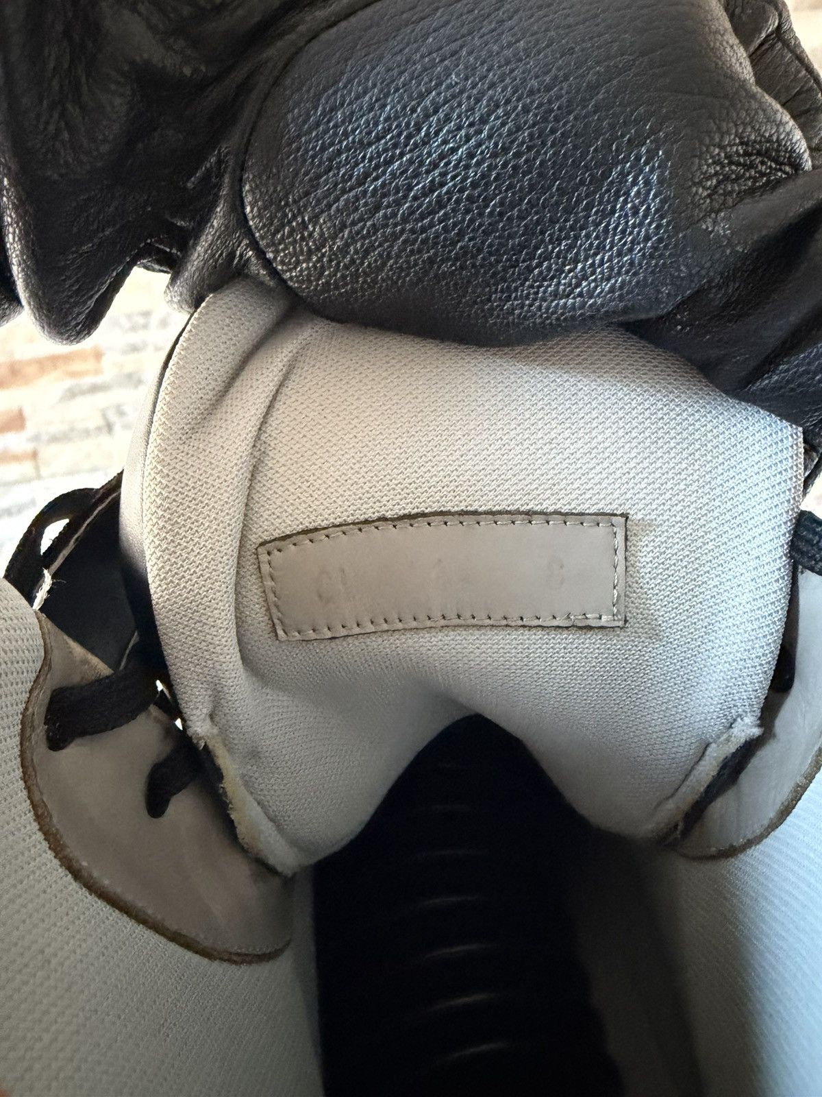 Louis Vuitton Louis Vuitton Hi-Top Trainer Sneakers SS19 Size US 10 / EU 43 - 18 Thumbnail