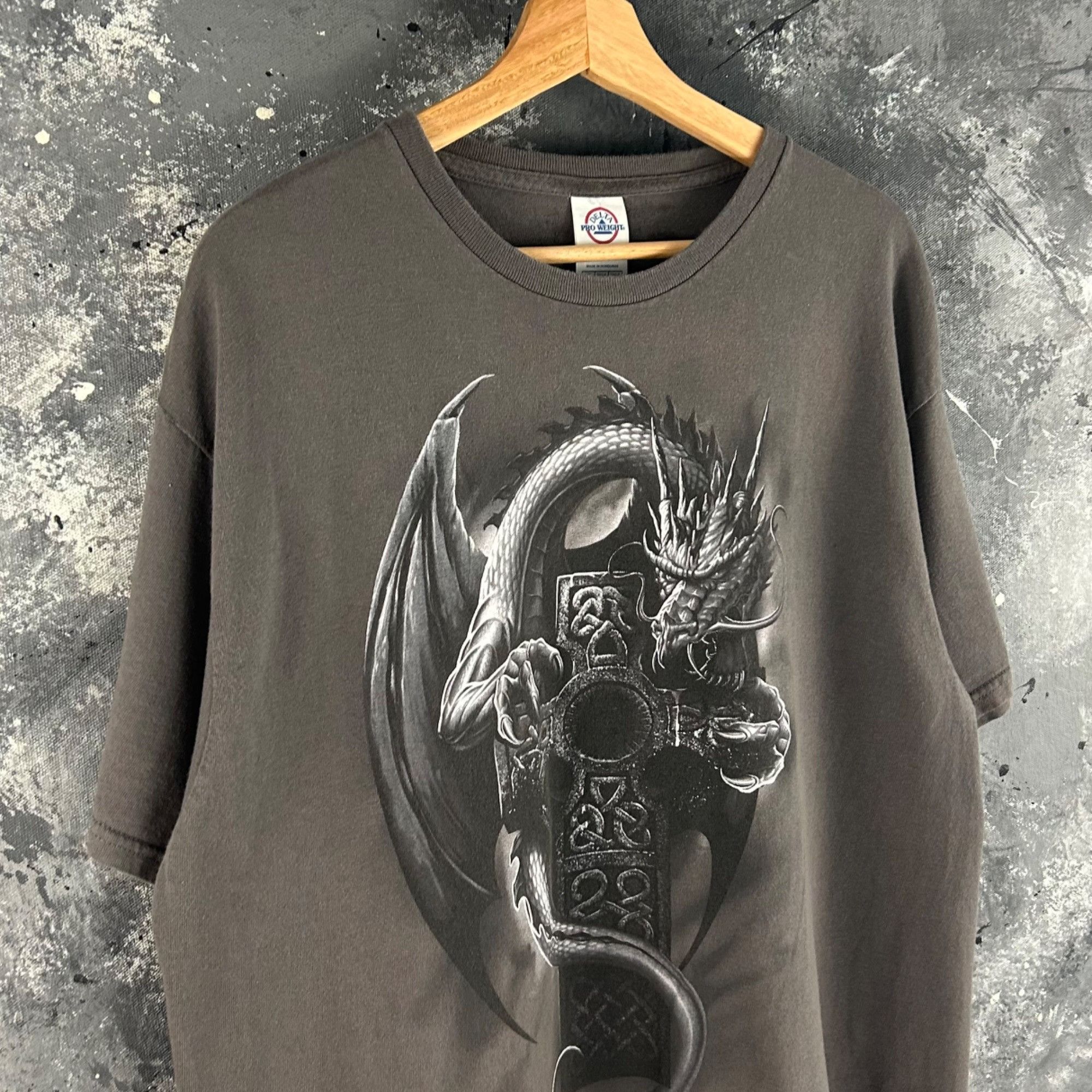 Tapout × Vintage Vintage Y2K Dragon Cross grunge shirt Size US L / EU 52-54 / 3 - 2 Thumbnail