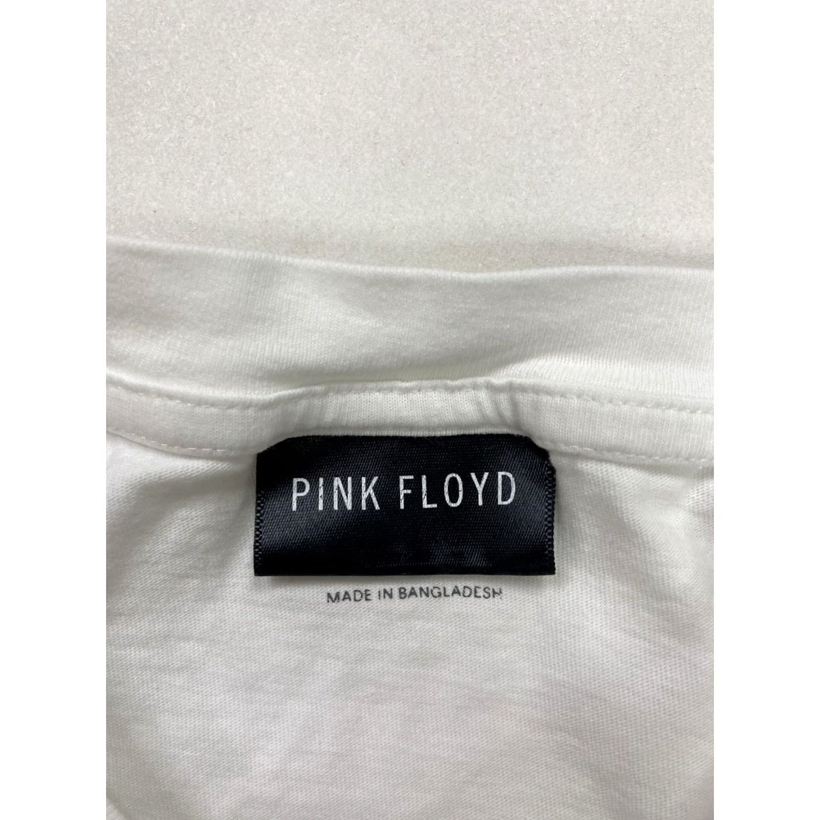 Vintage VINTAGE Pink Floyd Graphic T-shirt Men Large White Short Sleeve Crew Neck Logo All Seasons Band Music Retro Mens L White Pink Floyd Shirt Size US L / EU 52-54 / 3 - 4 Thumbnail