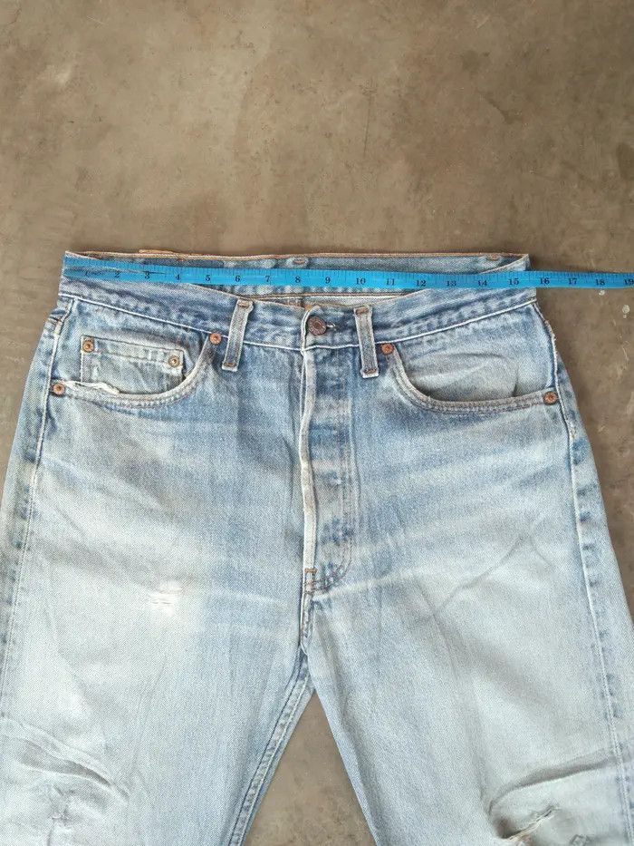 Levi's × Vintage 90s Vintage Levis 501 Made In USA Distressed Jeans 31x29 Size US 31 - 7 Thumbnail