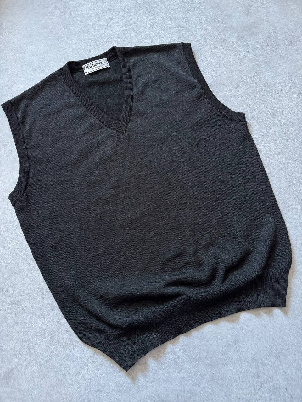 Burberry Vintage Burberrys Wool Knit Vest Sweater V-Neck Size US M / EU 48-50 / 2 - 6 Thumbnail