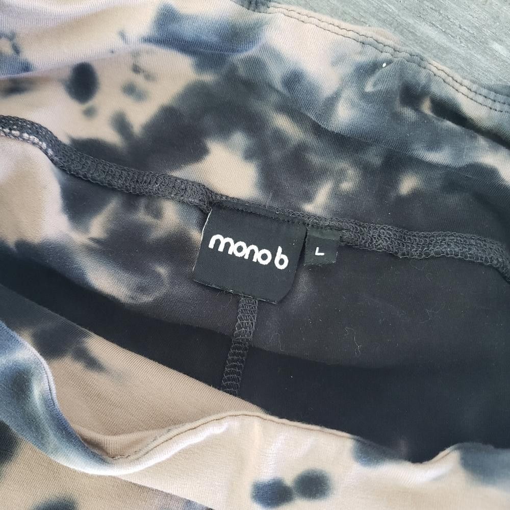 Moon Boot Black Mushroom Mono B High Waisted Legging Size 36" / US 14 / IT 50 - 5 Thumbnail