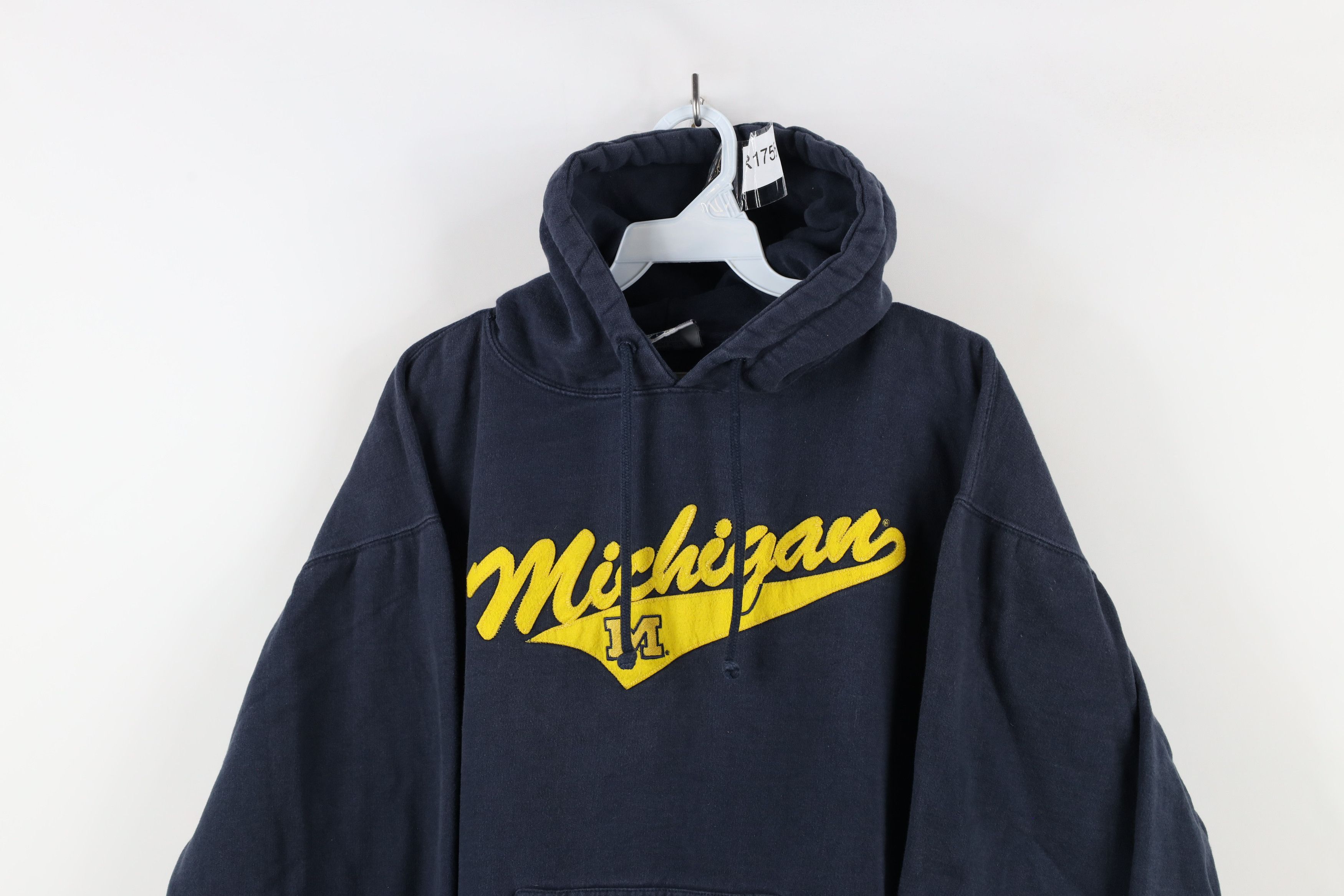 Vintage Vintage 90s Spell Out Script University of Michigan Hoodie Size L / US 10 / IT 46 - 2 Thumbnail