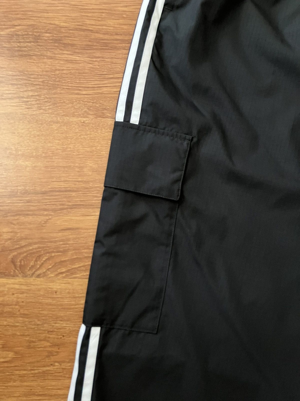 Adidas Black Adidas Original Cargo Jogger Pants Sportswear Size XL Size US 38 / EU 54 - 4 Thumbnail