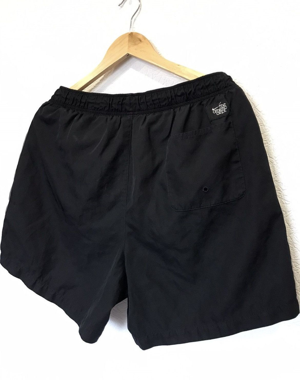 Nike Vintage Nike Black Shorts Size US 36 / EU 52 - 4 Thumbnail