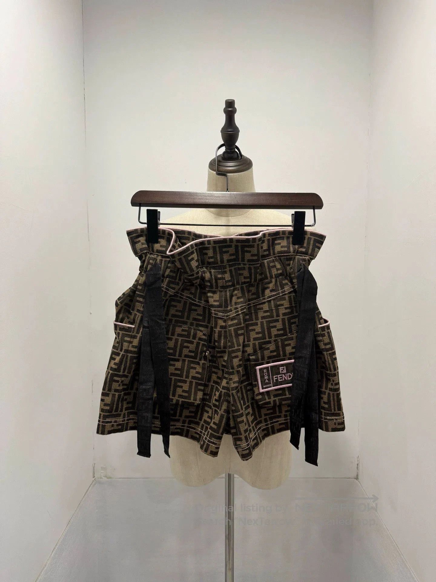 Fendi fendi ff monogram print shorts. Size US 36 / EU 52 - 2 Thumbnail