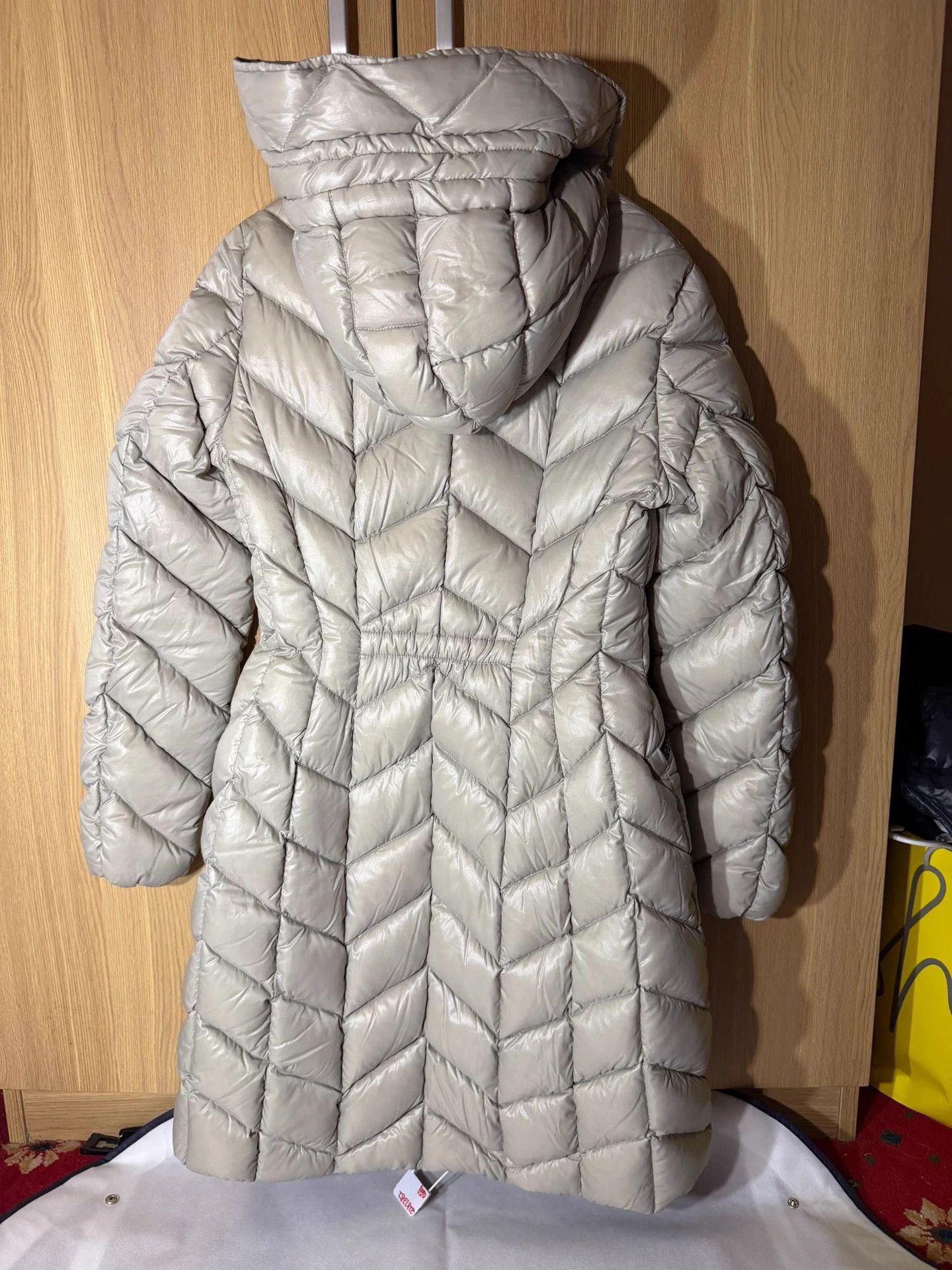 Moncler Moncler Women's 0 9/10 Puffer Coat Size XS / US 0-2 / IT 36-38 - 2 Thumbnail