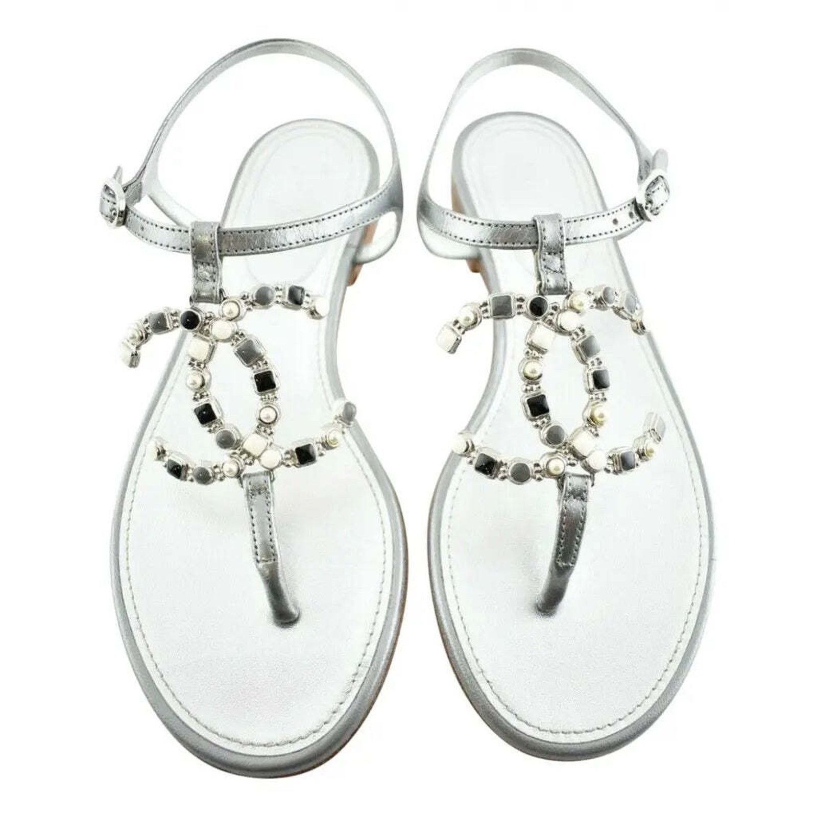 Chanel Chanel 19P Silver Metallized Lambskin CC Logo Mule Slide Size US 6 / IT 36 - 12 Thumbnail