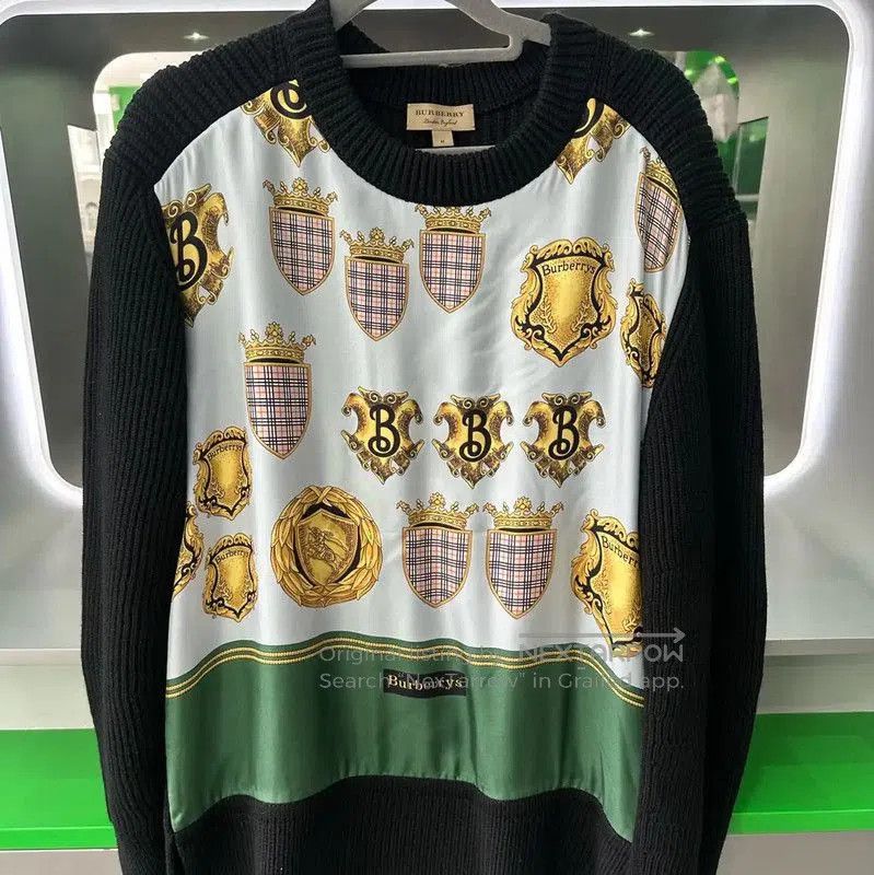 Burberry Burberry Wool Logo Women's Long Sleeve Sweater. Size M / US 6-8 / IT 42-44 - 1 Thumbnail