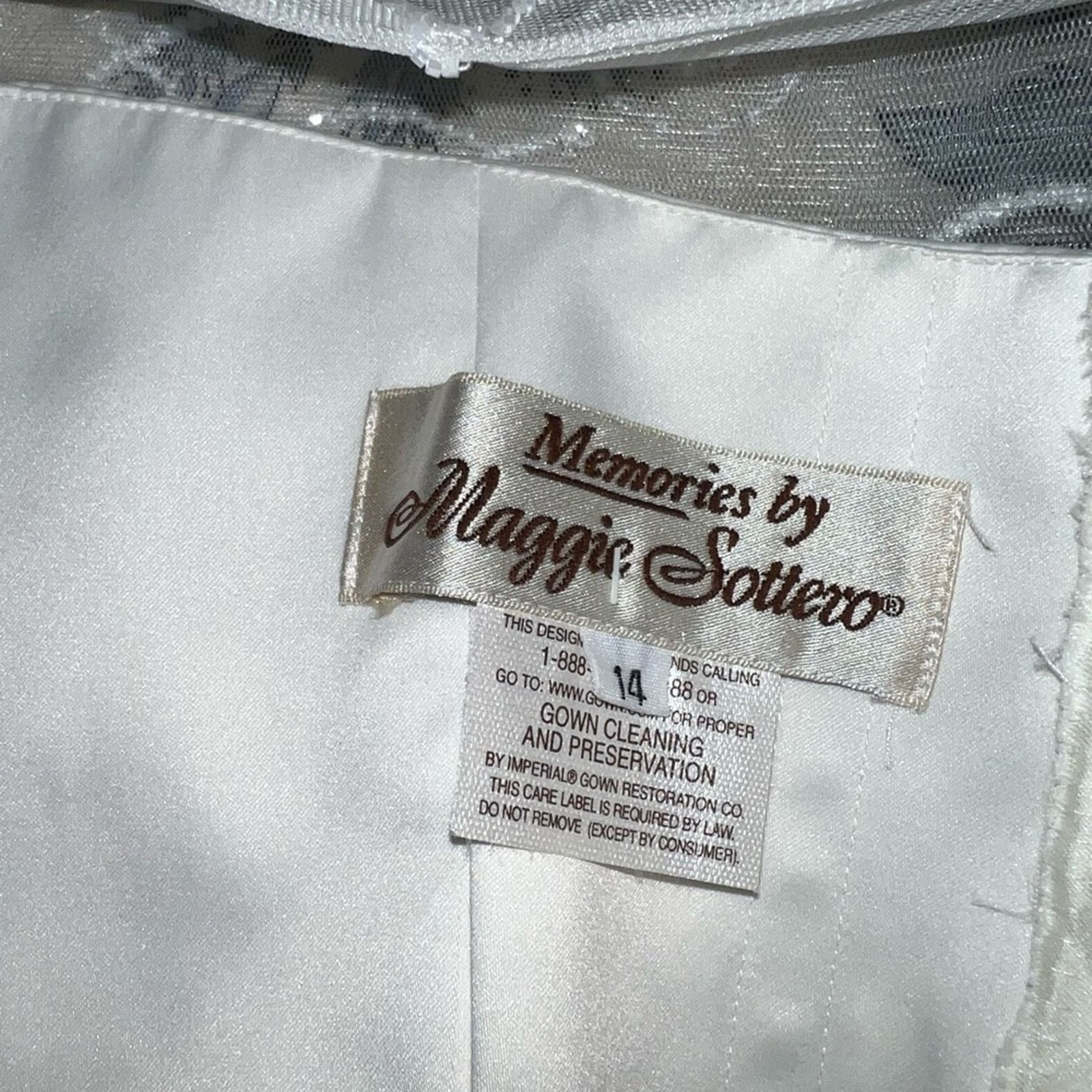 Other Beautiful Vintage Y2K Maggie Sottero Chiffon Wedding Gown! Size XL / US 12-14 / IT 48-50 - 8 Thumbnail