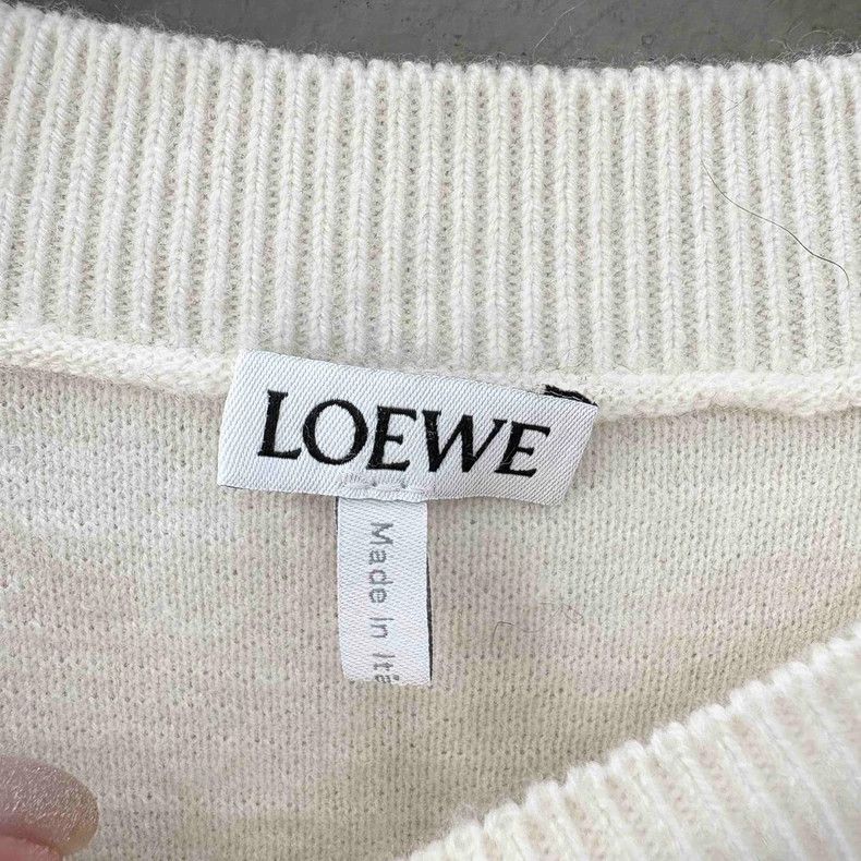 Loewe LOEWE Anagram wool sweater knitwear Size S / US 4 / IT 40 - 3 Thumbnail