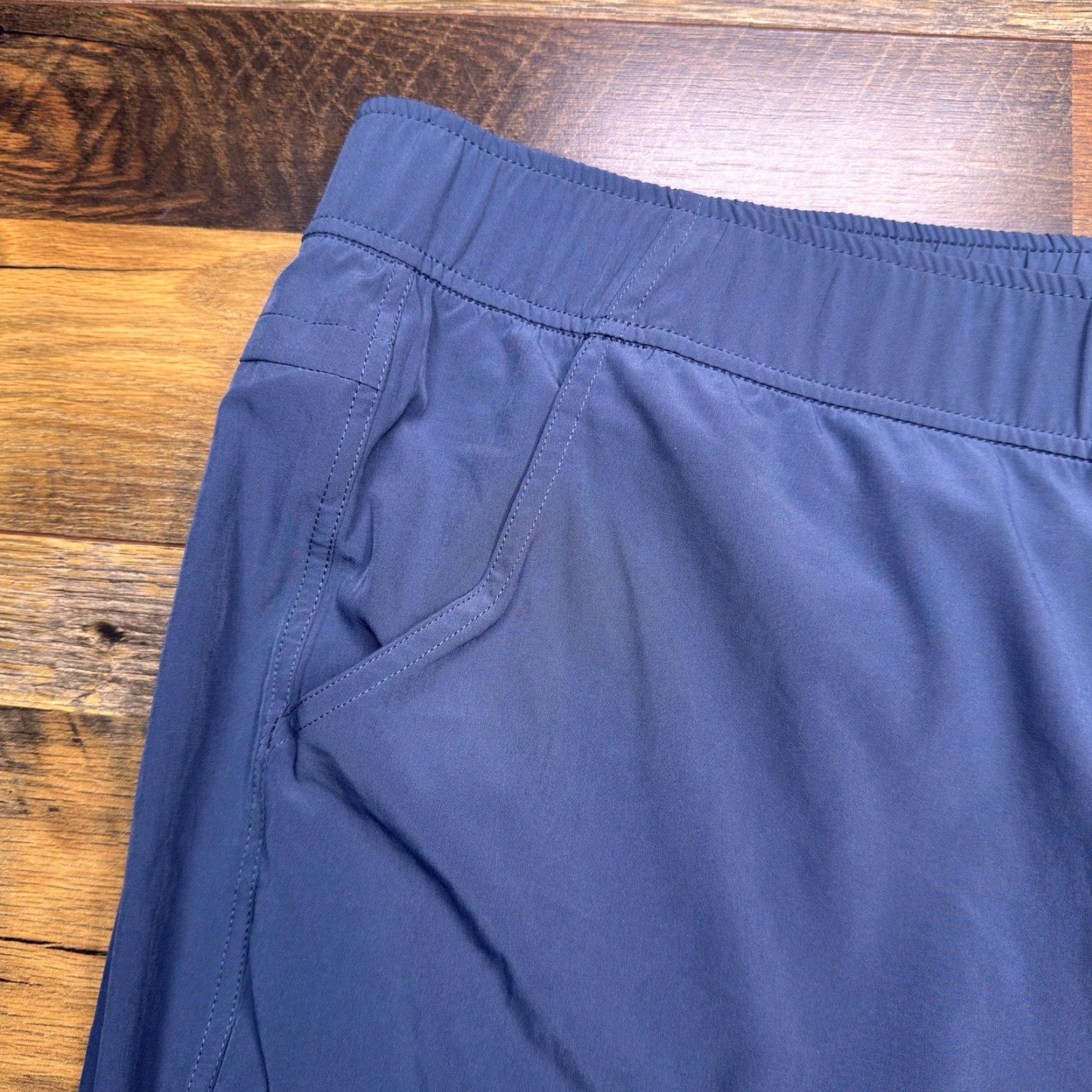 Eddie Bauer Eddie Bauer Pants Womens 3X Cargo Straight Pants Blue High Rise Zip Pocket Stretch Performance Women Size 40" / US 18 - 4 Thumbnail