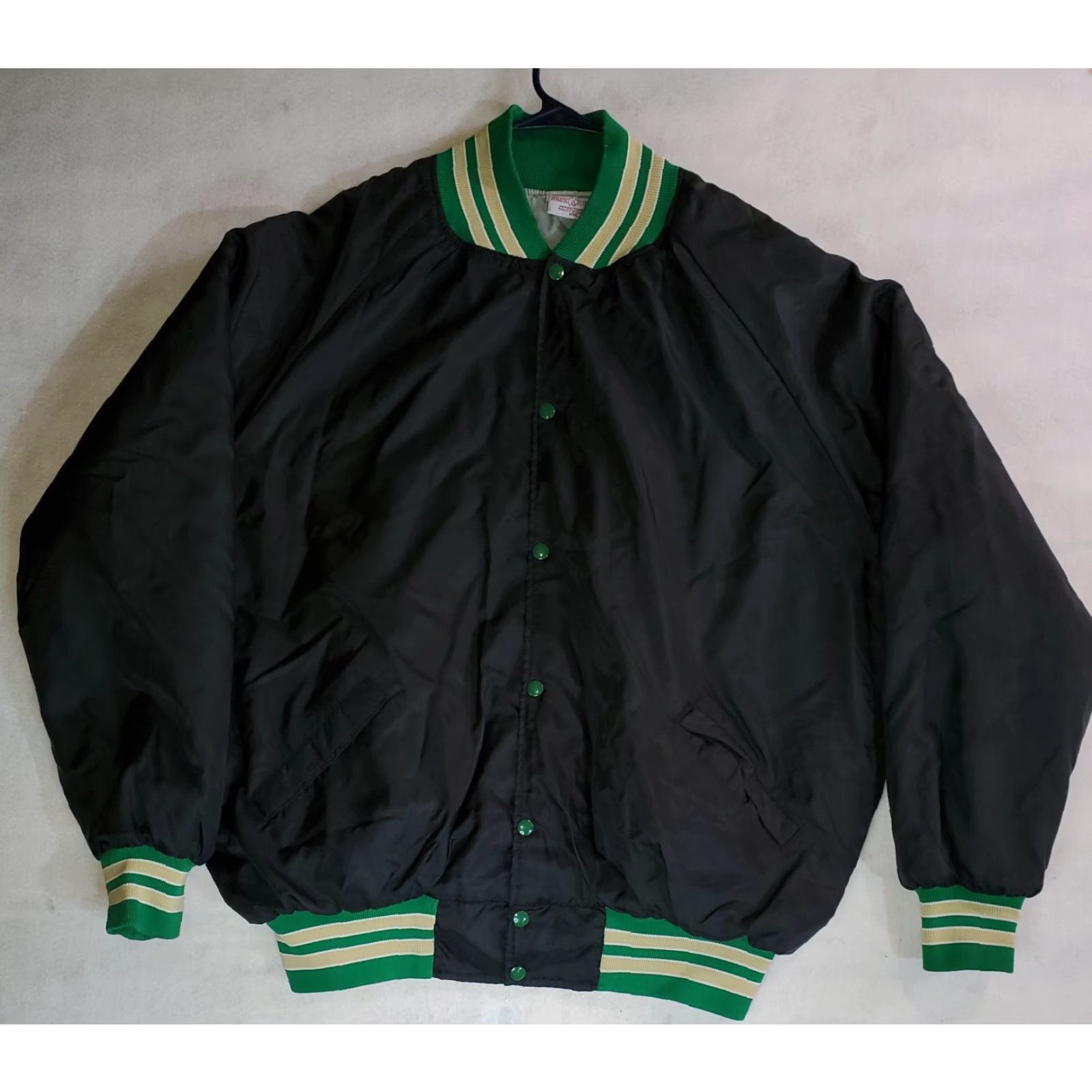 Vintage VTG Harvard Clothing Athletic Otterwear Bomber Jacket Men 2XL Black Green Solid Mid-Length Polyester Lining Band Collar Casual Varsity Size US XXL / EU 58 / 5 - 2 Thumbnail
