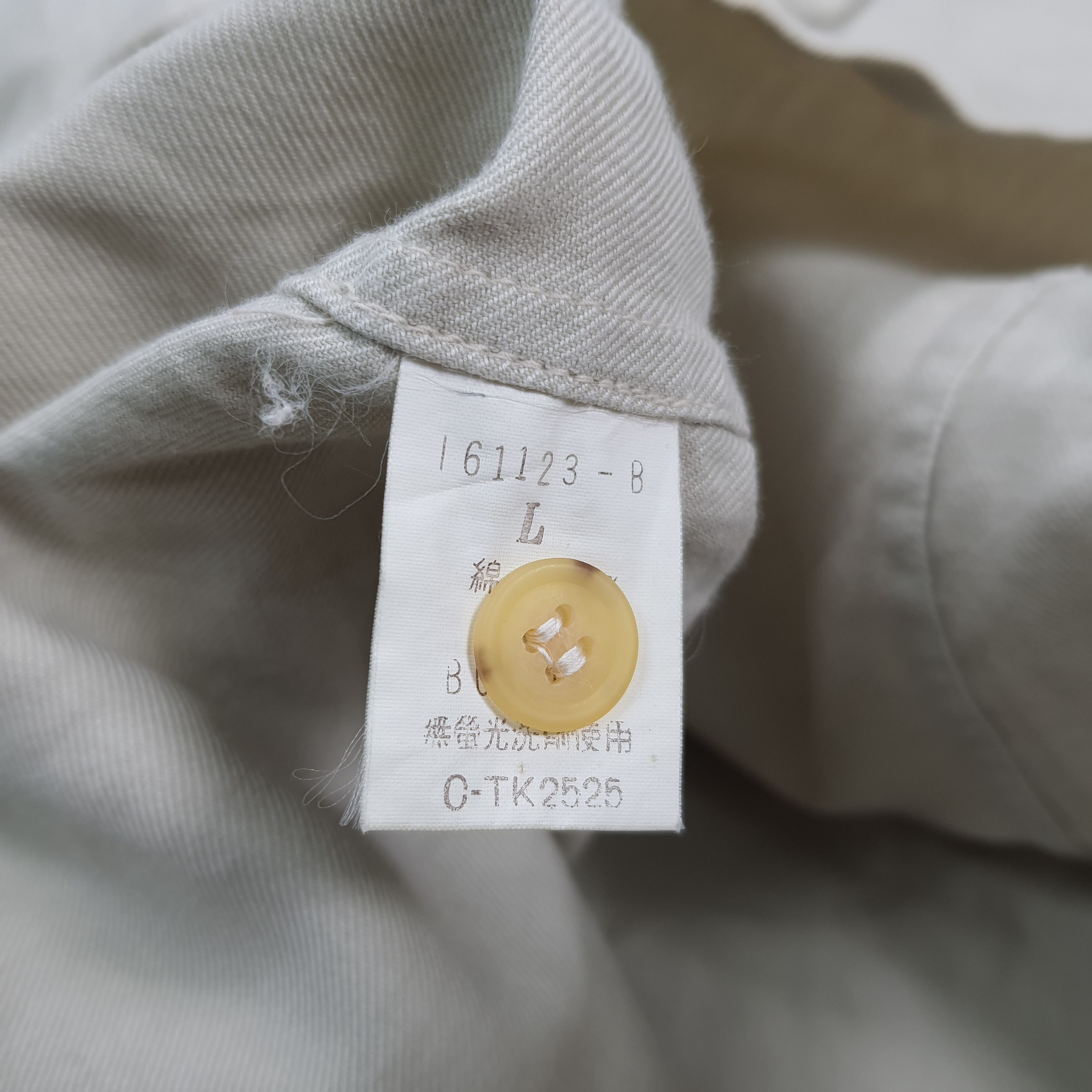 Issey Miyake Vintage 80s Issey Miyake Twill Military Style Shirt C299N75 Size US L / EU 52-54 / 3 - 7 Thumbnail