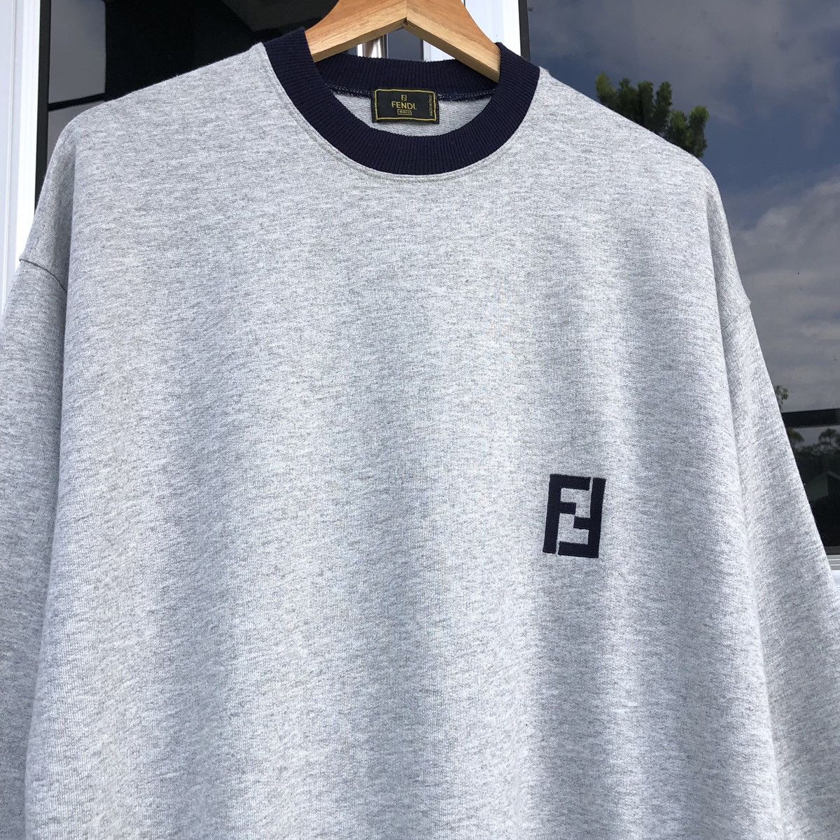 Fendi VTG FENDI Embroidery Logo Baggy Sweatshirts Made In ITALY Size US M / EU 48-50 / 2 - 2 Thumbnail