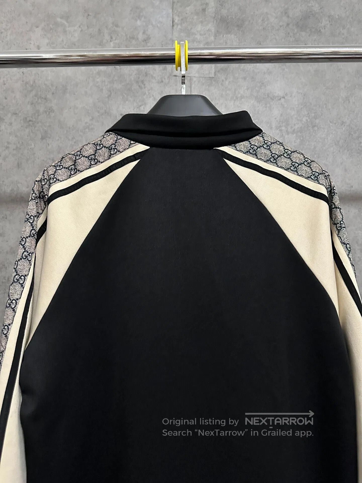 Gucci gucci snake pattern zip jacket for men. Size US M / EU 48-50 / 2 - 5 Thumbnail