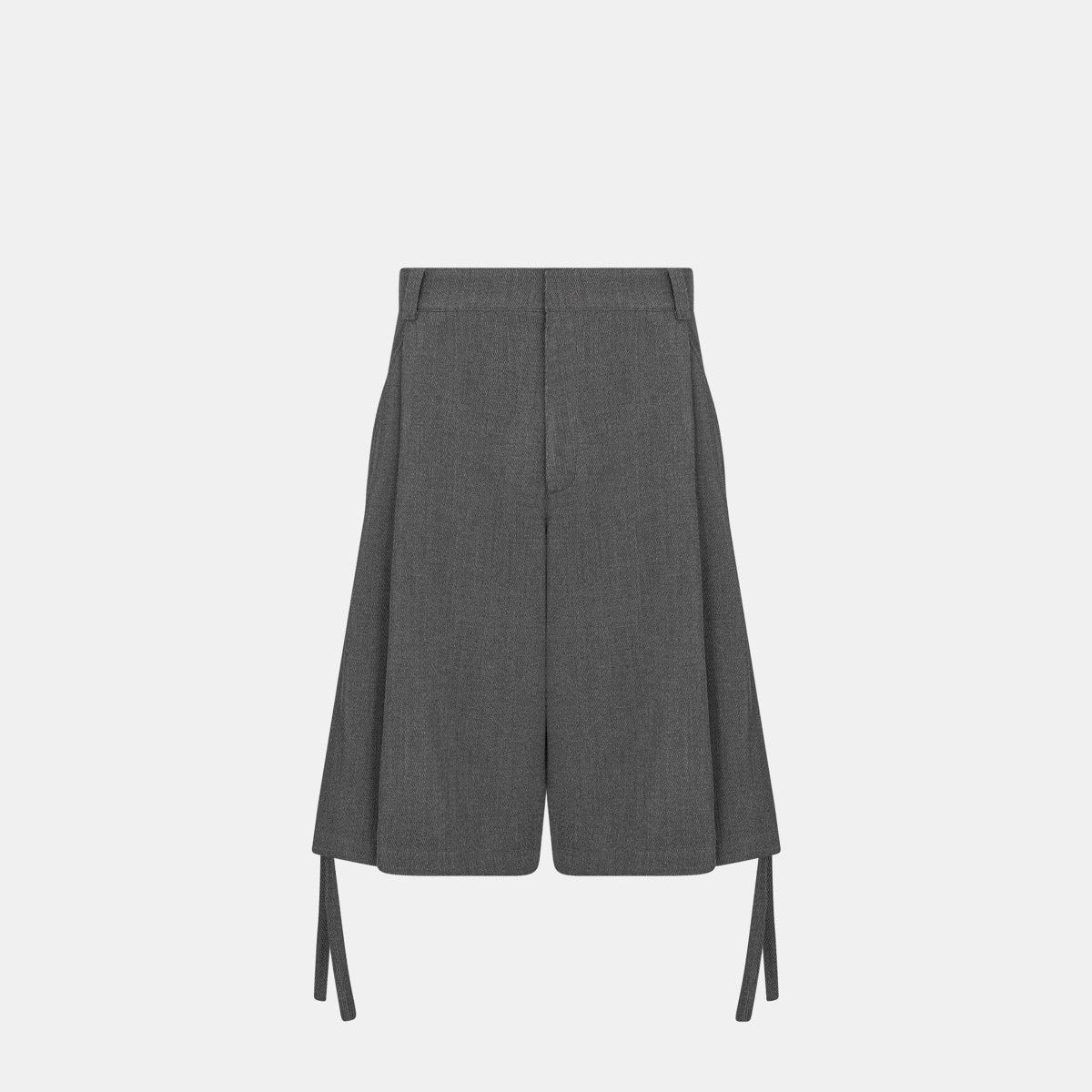 o1w1db11024 Wide-Leg Bermuda Shorts in Grey