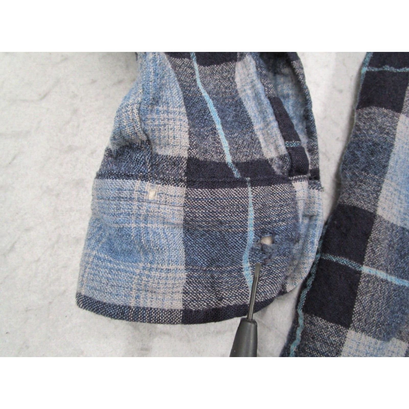 Pendleton VINTAGE Pendleton Shirt Mens M Blue Check Wool Button Up Pockets Western Classic 90s Men Size US M / EU 48-50 / 2 - 5 Thumbnail