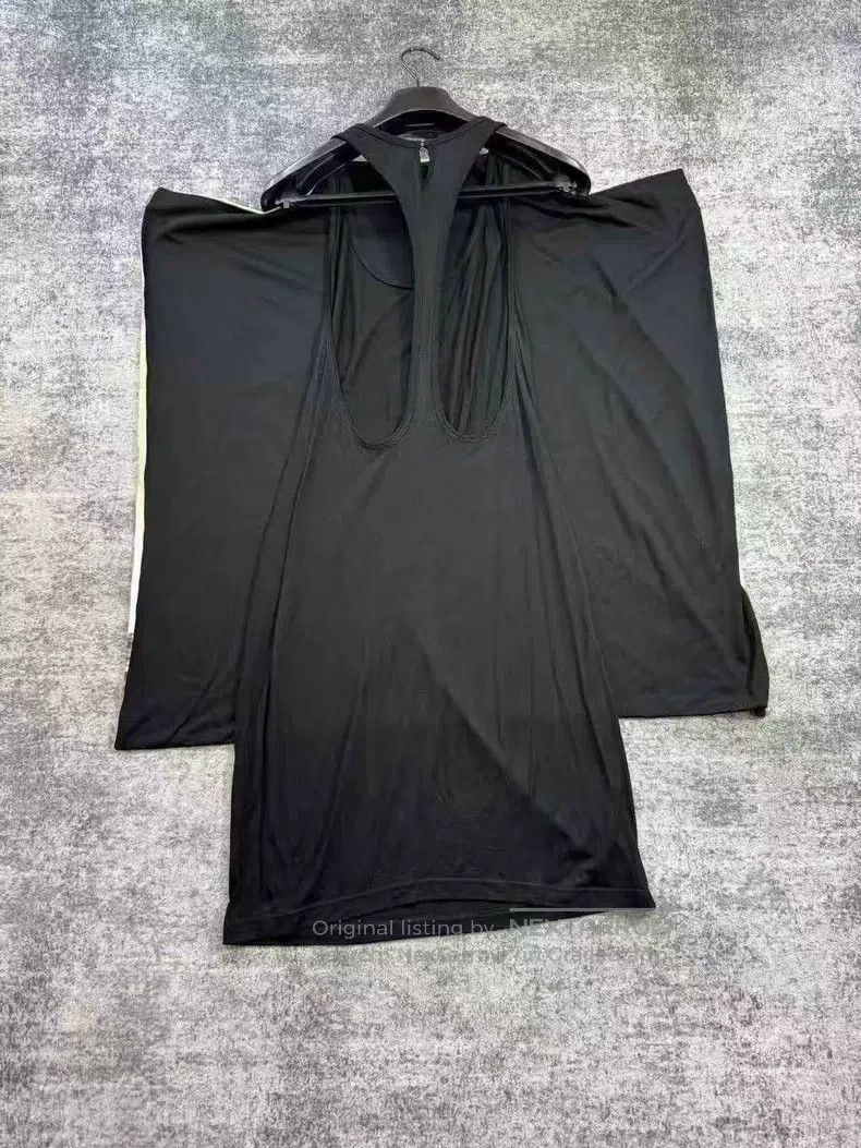 Givenchy Givenchy Black Red Rubber Print Hooded Windbreaker Size US M / EU 48-50 / 2 - 3 Thumbnail