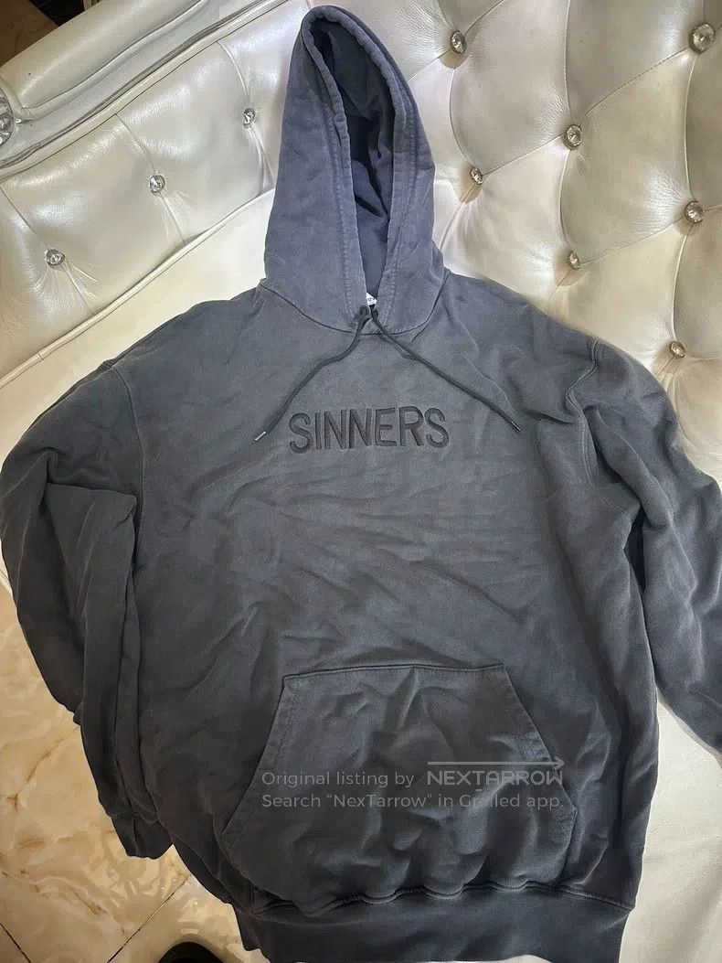 Balenciaga Balenciaga Sinner Hoodie Size US M / EU 48-50 / 2 - 5 Thumbnail