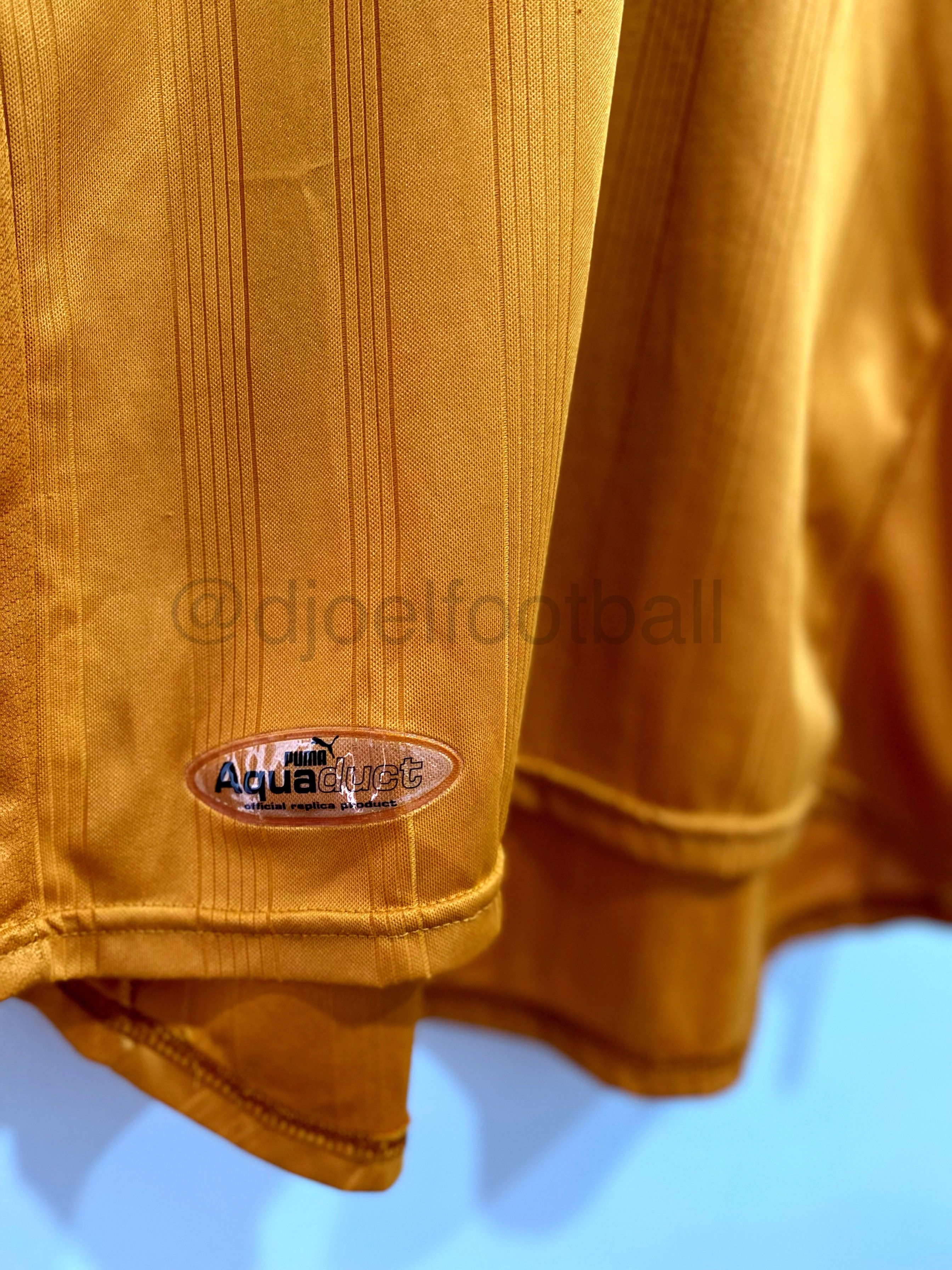 Puma × Vintage Wolverhampton Wanderers 1998 - 2000 Home Vintage Size US XL / EU 56 / 4 - 8 Thumbnail