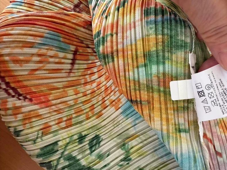 Issey Miyake Issey Miyake size:3 Yellow-green tropical rainforest pleat Size M / US 6-8 / IT 42-44 - 4 Thumbnail