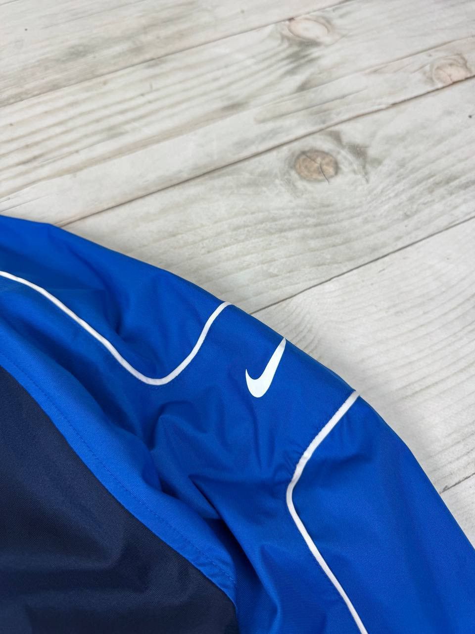 Nike Vintage Nike Windbreaker Jacket Hooded Nylon Swoosh 00s Size US XXL / EU 58 / 5 - 8 Thumbnail