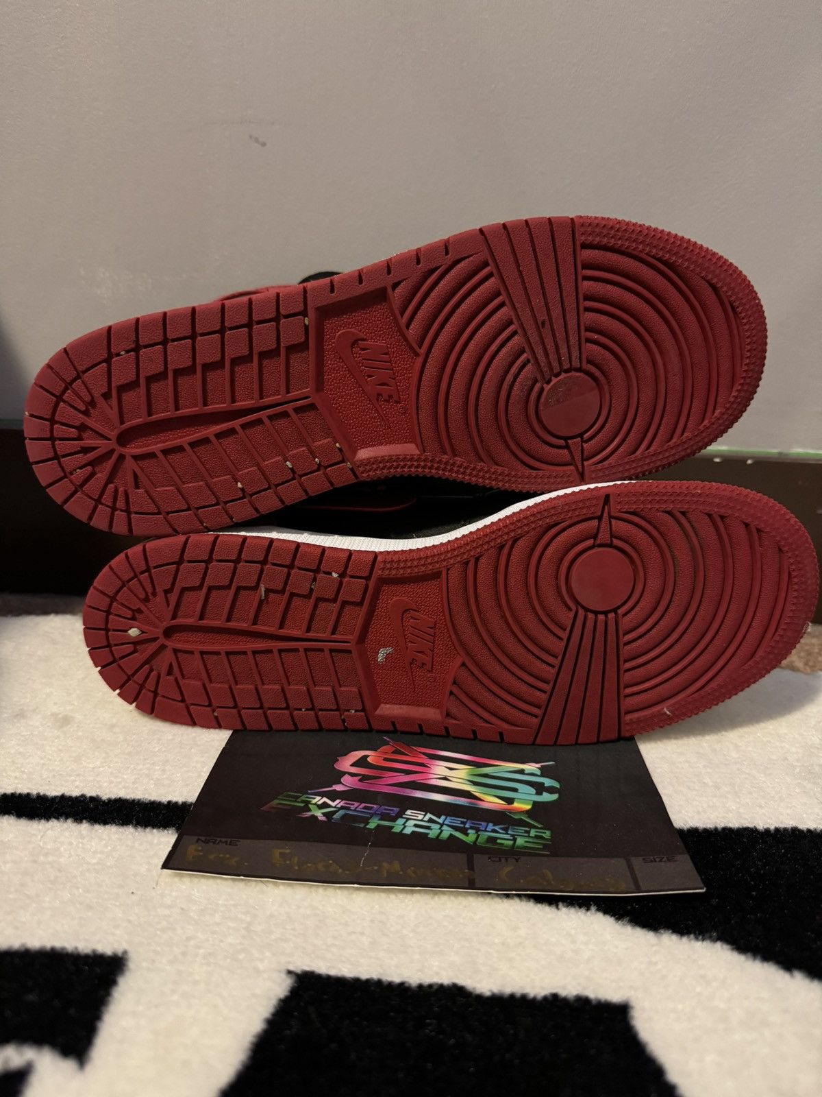 Jordan Brand Jordan 1 Banned Mid Size US 7 / EU 40 - 7 Thumbnail