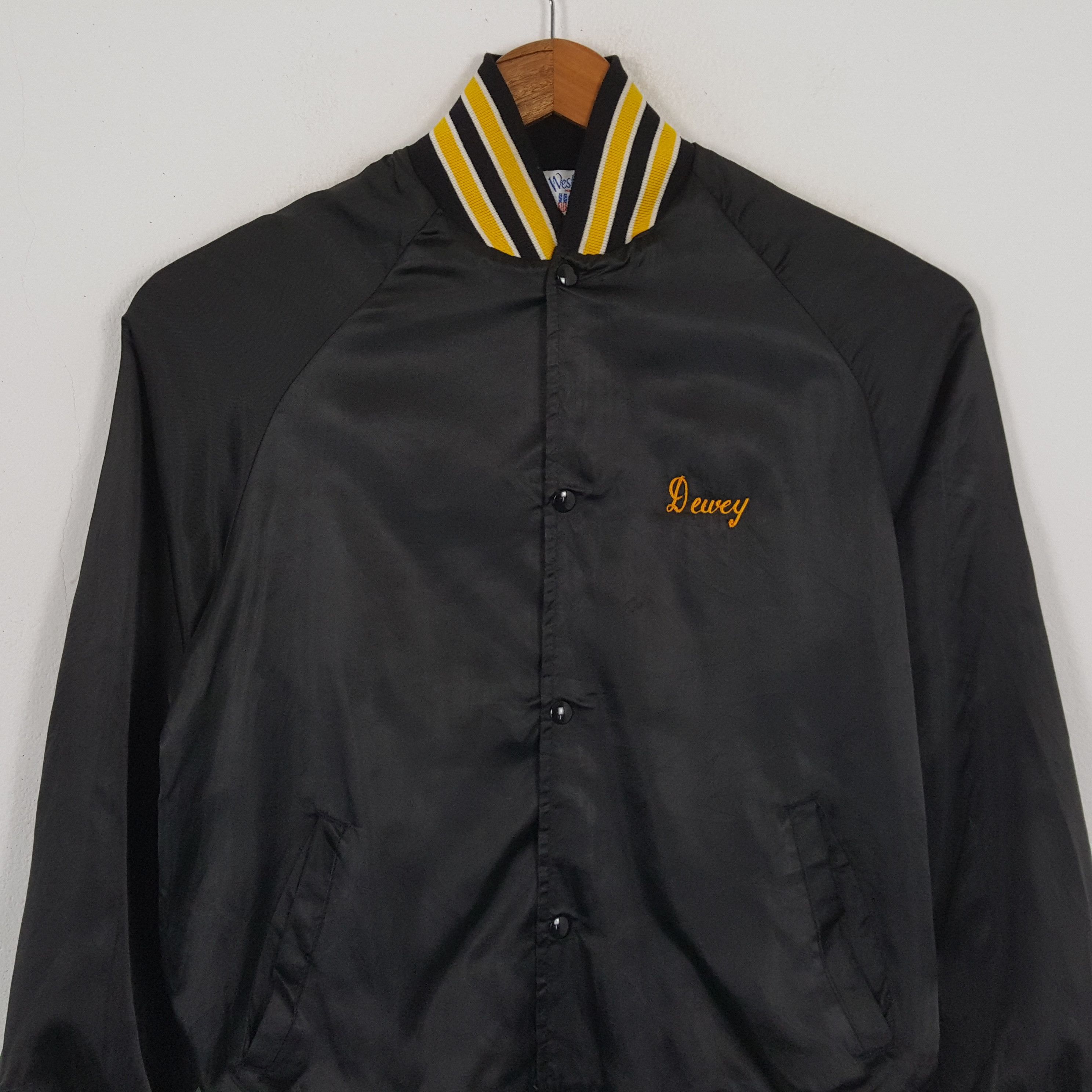 Vintage Vintage BRASS RAIL PUB American Brand Promo Jacket Size US L / EU 52-54 / 3 - 4 Thumbnail